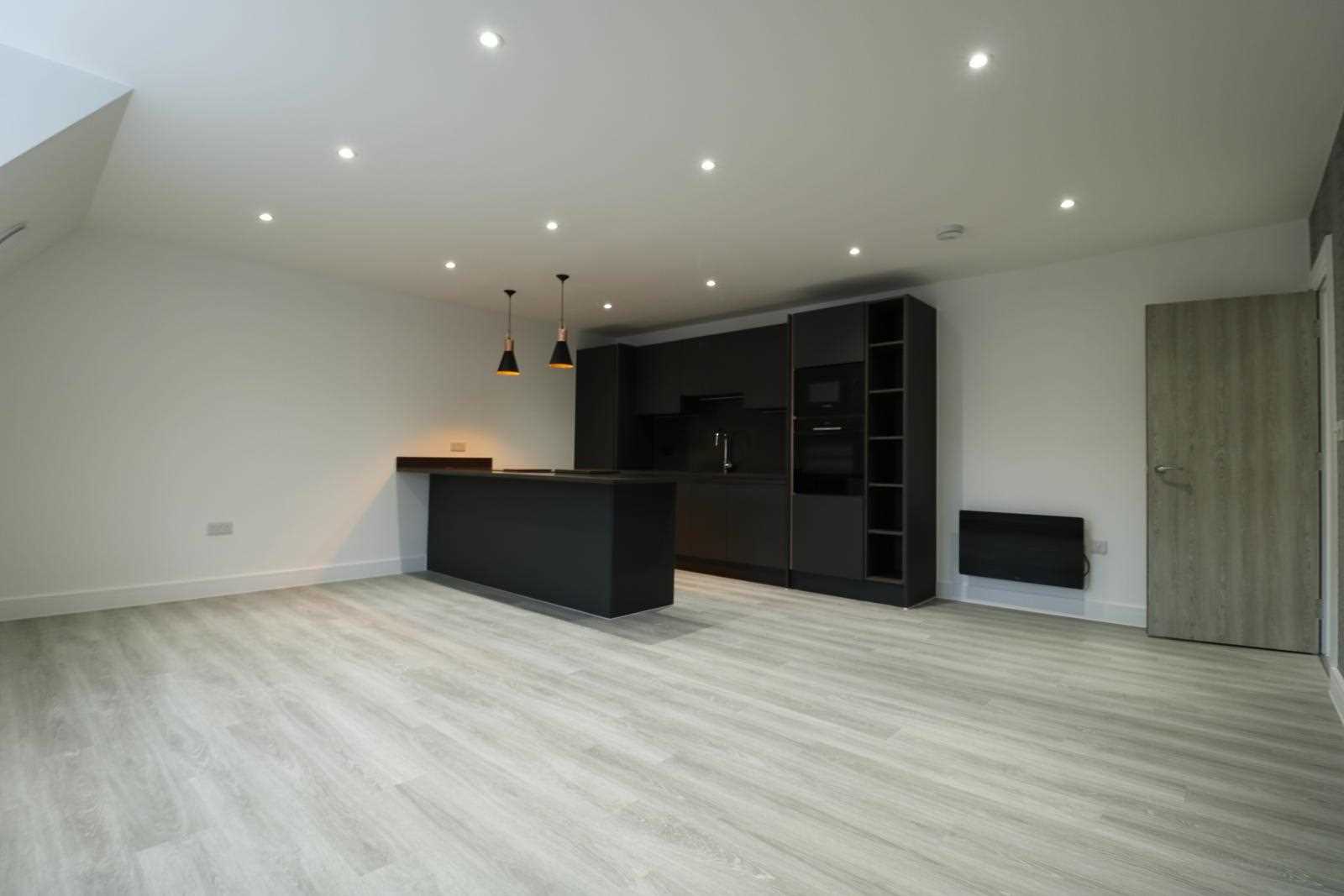 Kinnik Apartments - Picture 2