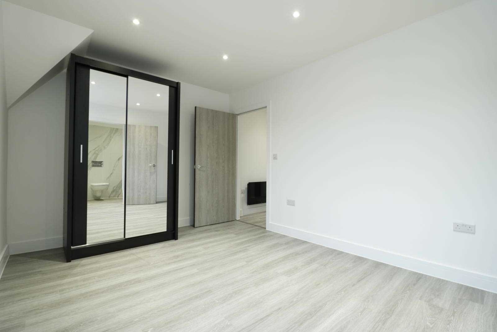 Kinnik Apartments - Picture 6