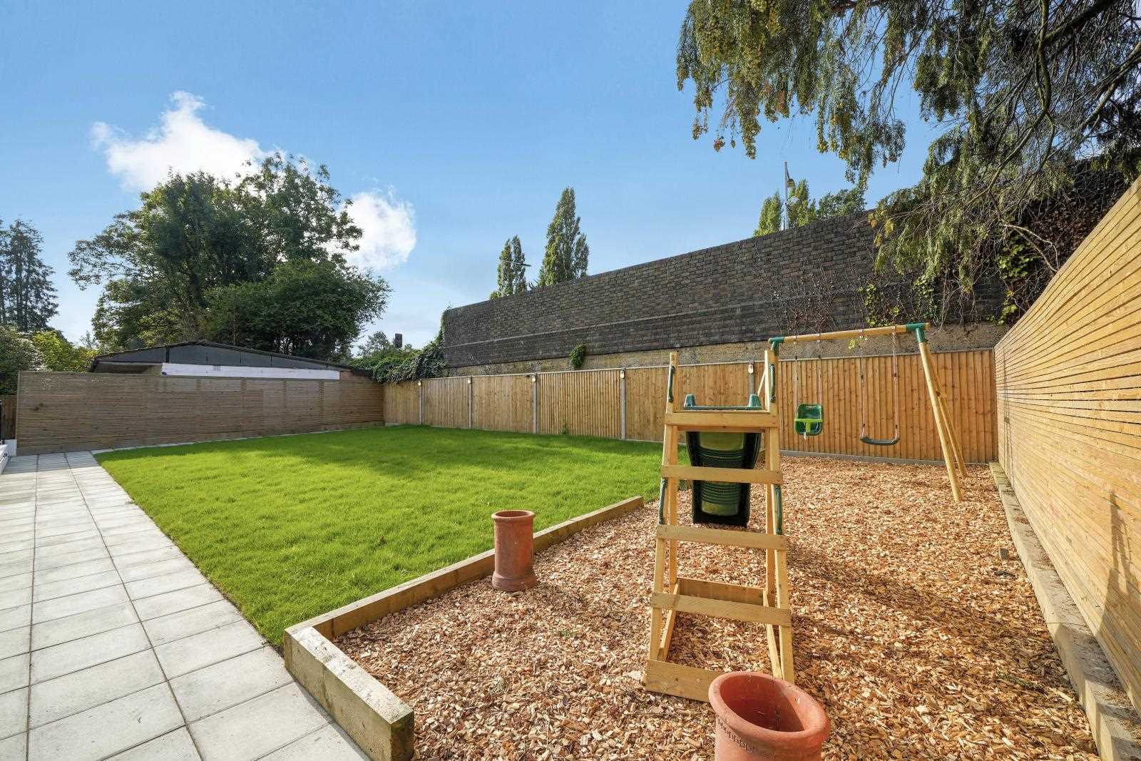 Avyo Court - Picture 11