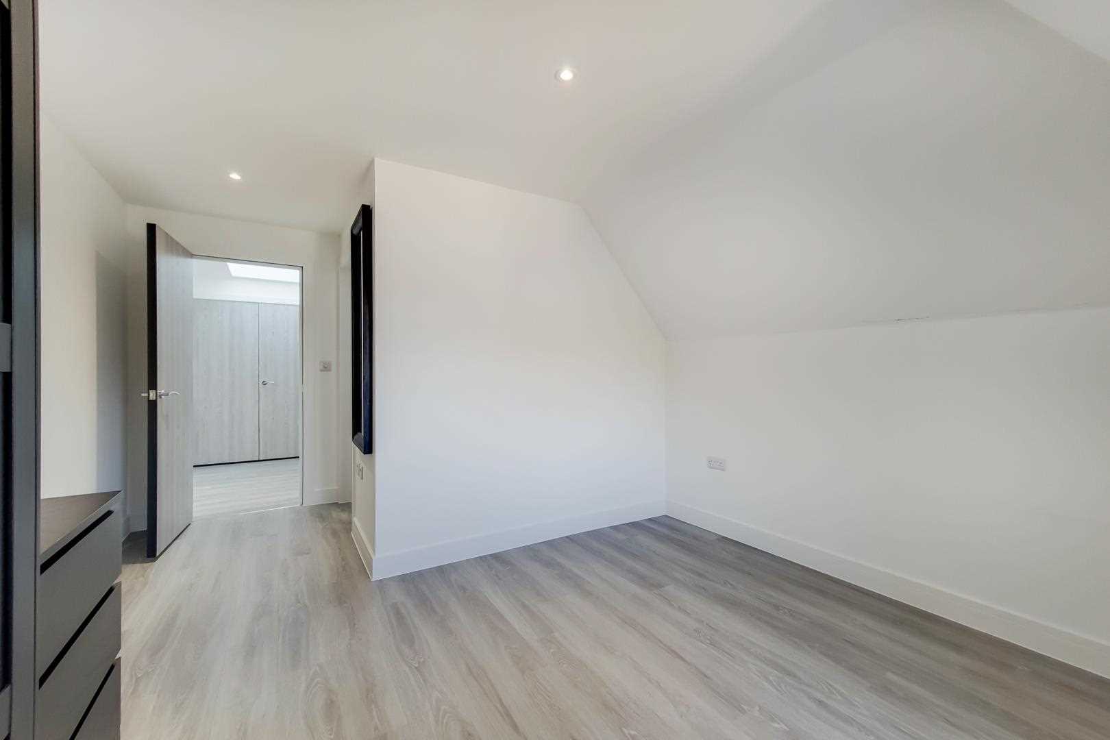 Kinnik Apartments - Picture 6
