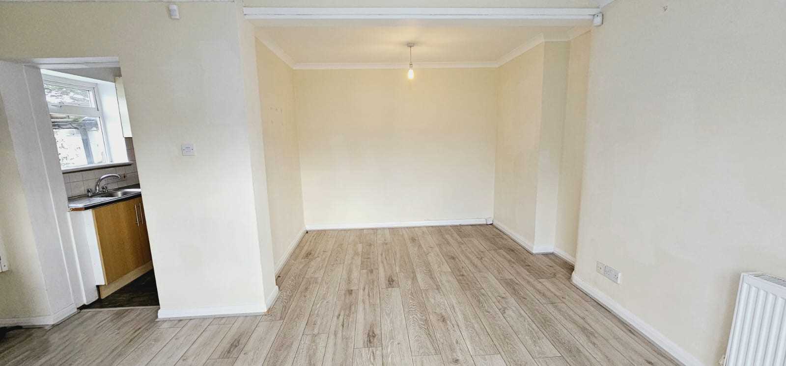 Peareswood Gardens - Picture 2