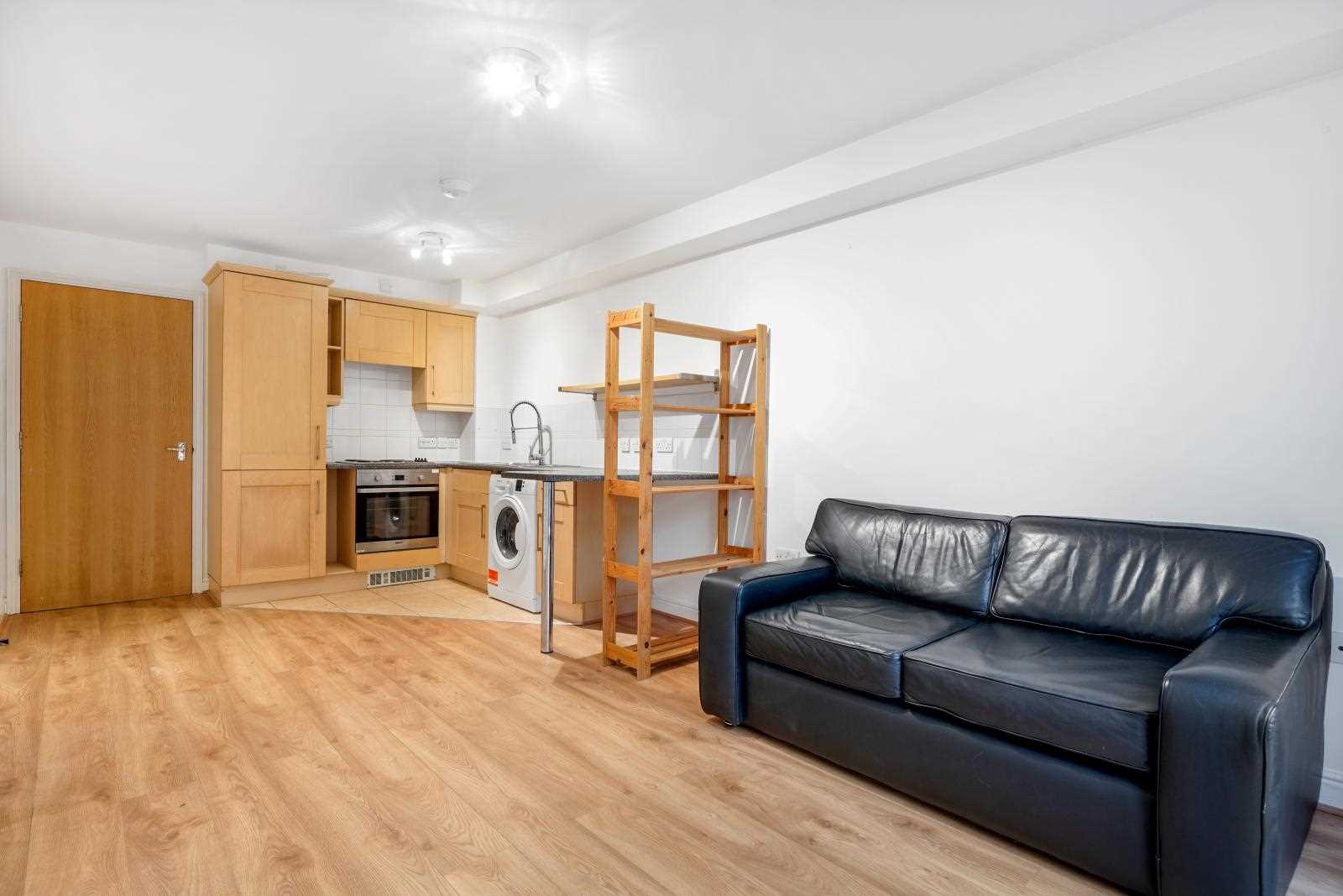 Wallace Court - Picture 1