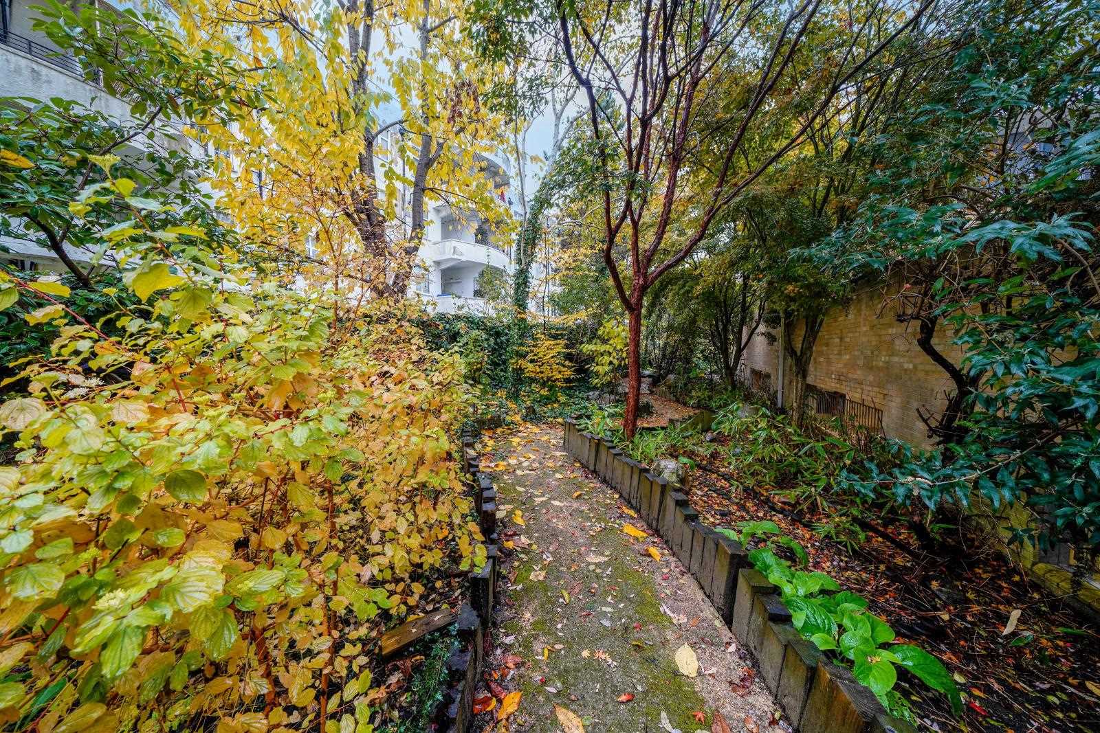 Wallace Court - Picture 14