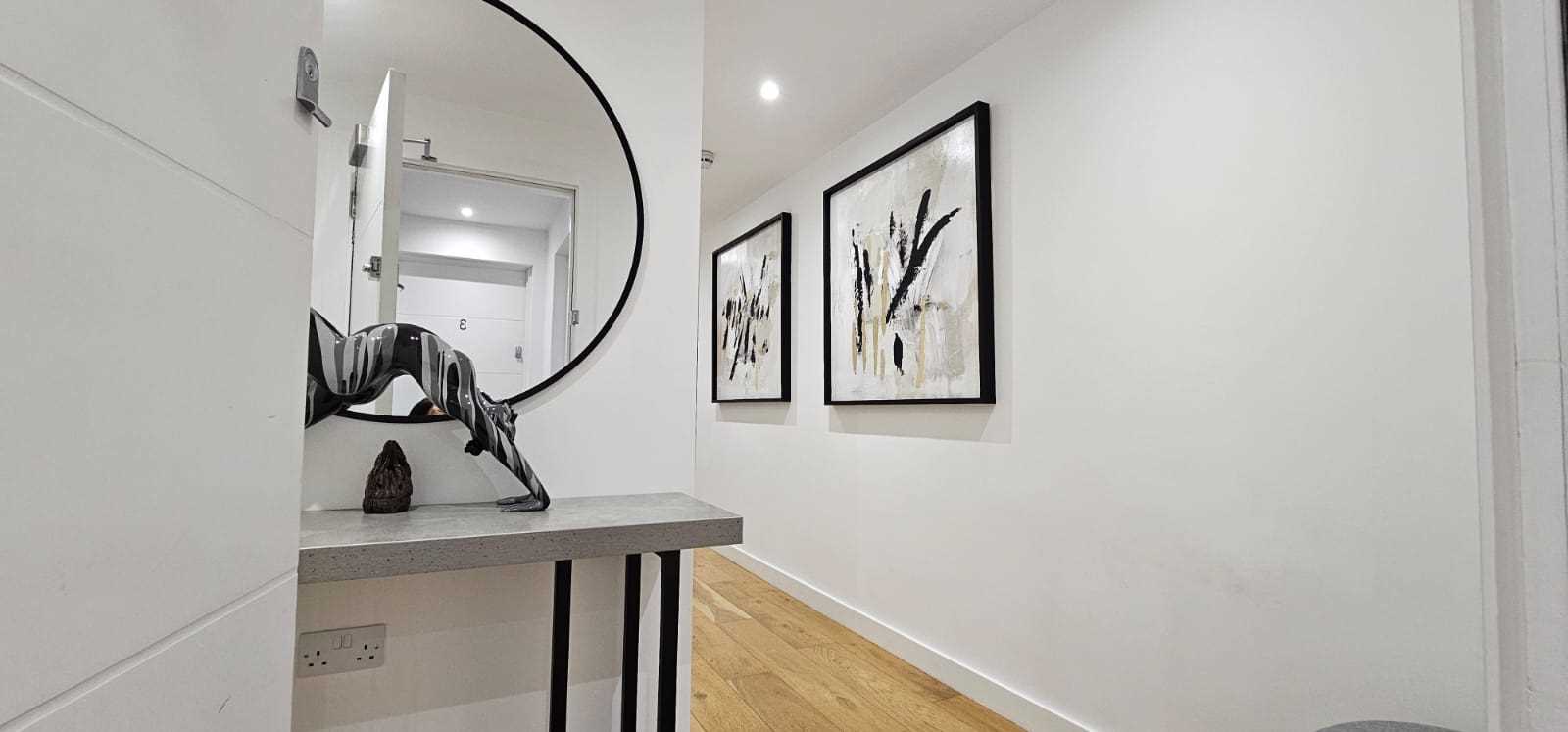 Buckingham House West - Picture 2
