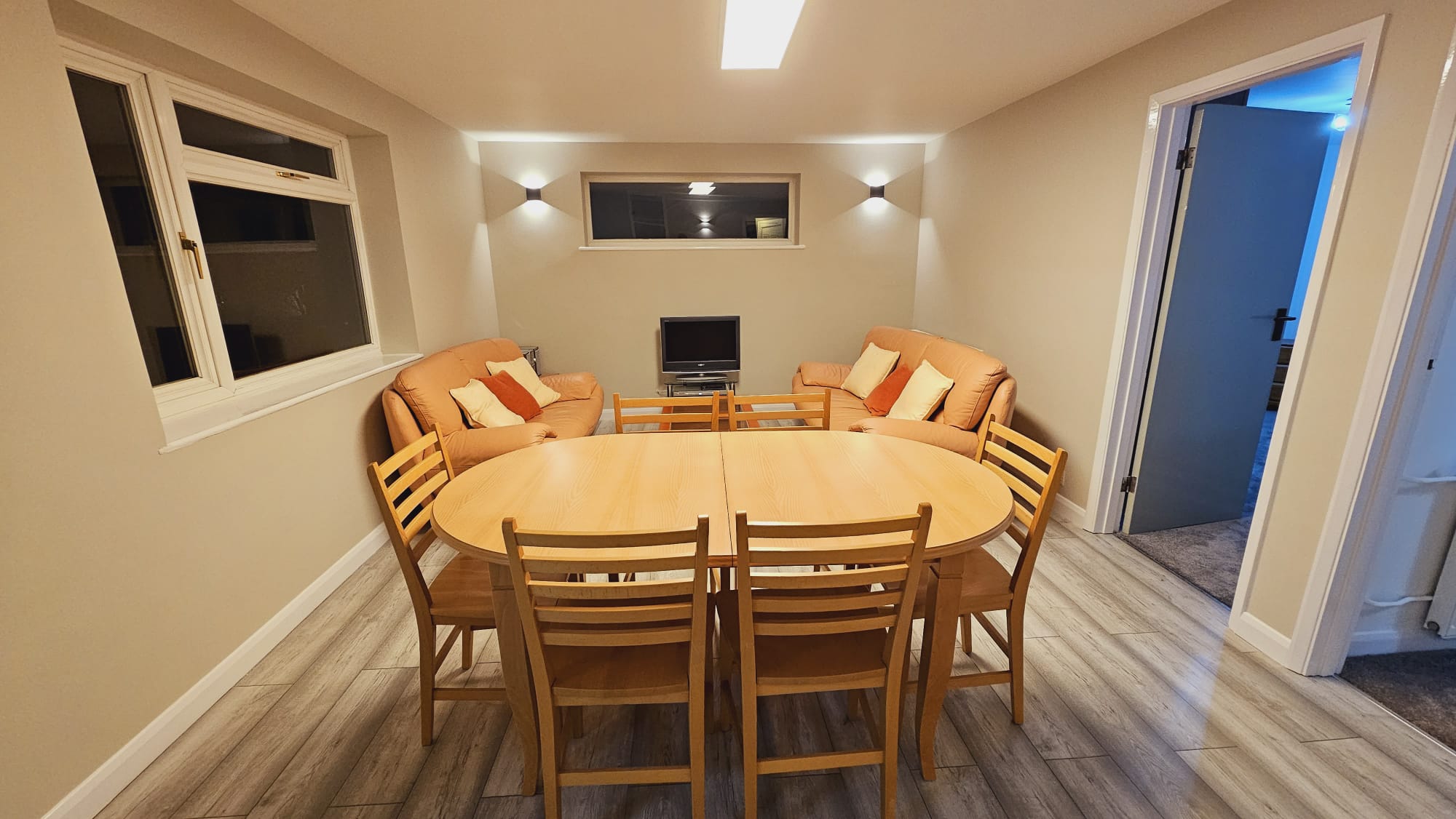 Blackthorne Court - Picture 1