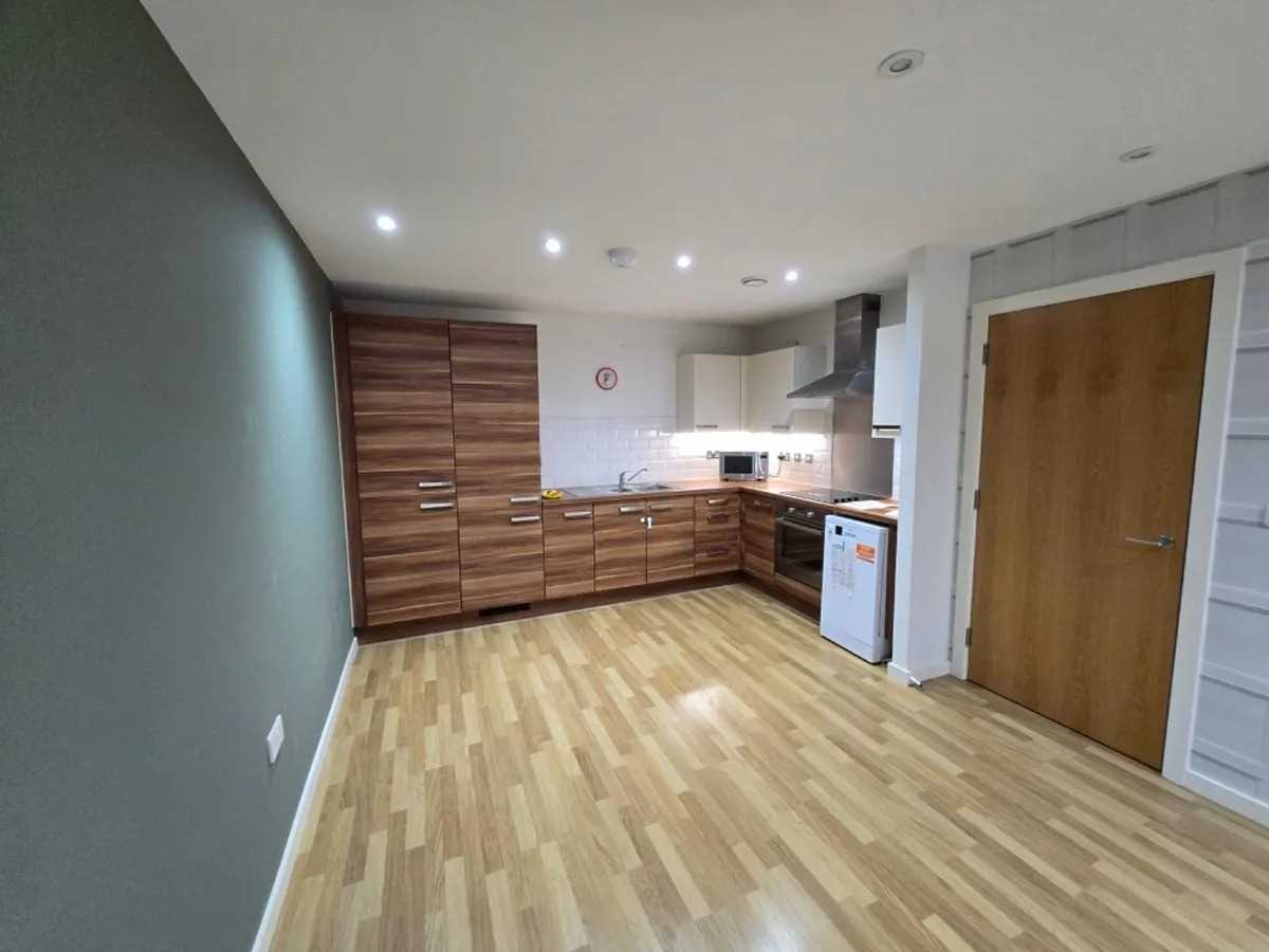 Bletchley Court - Picture 1