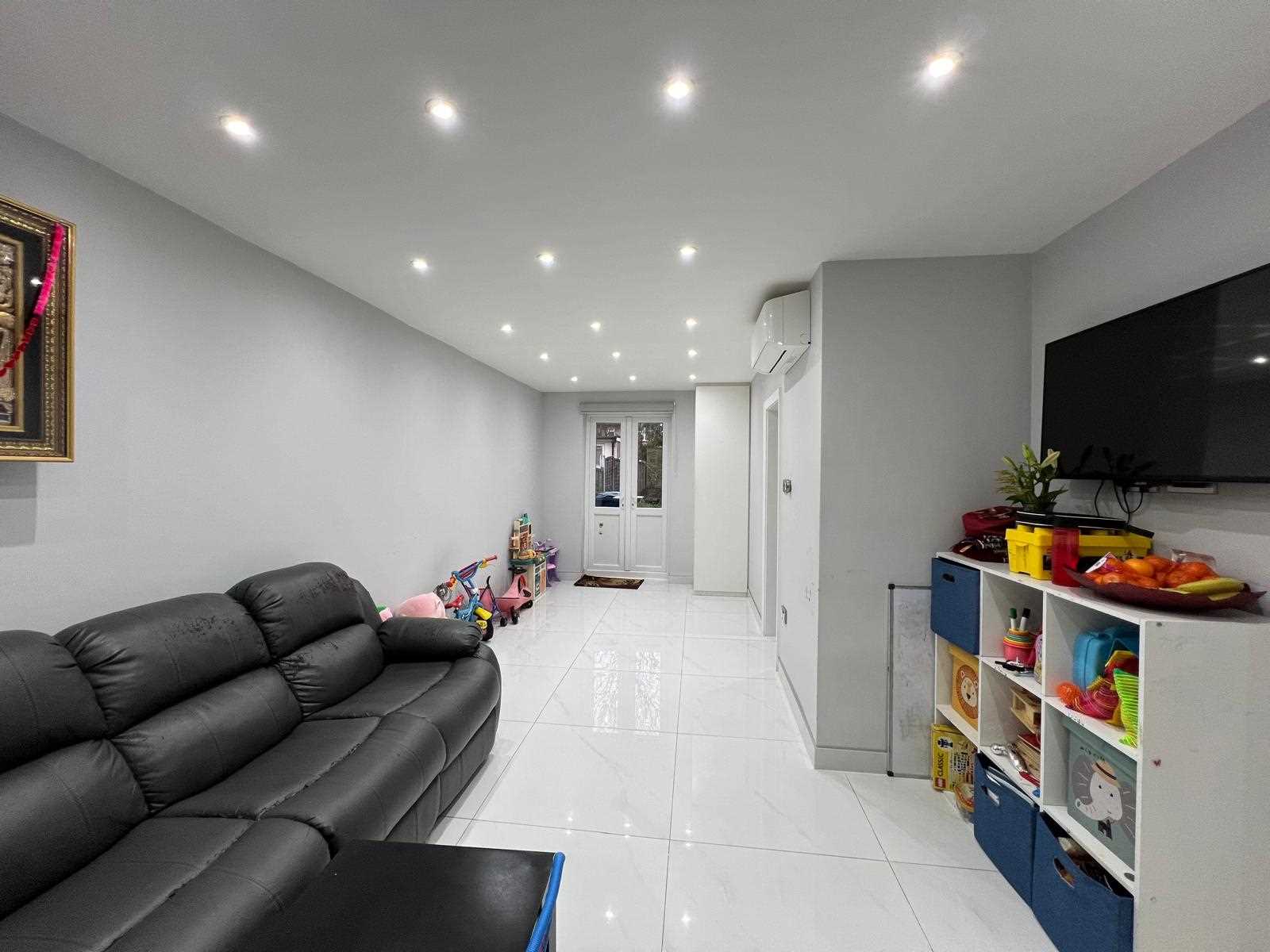 Martin Drive - Picture 3
