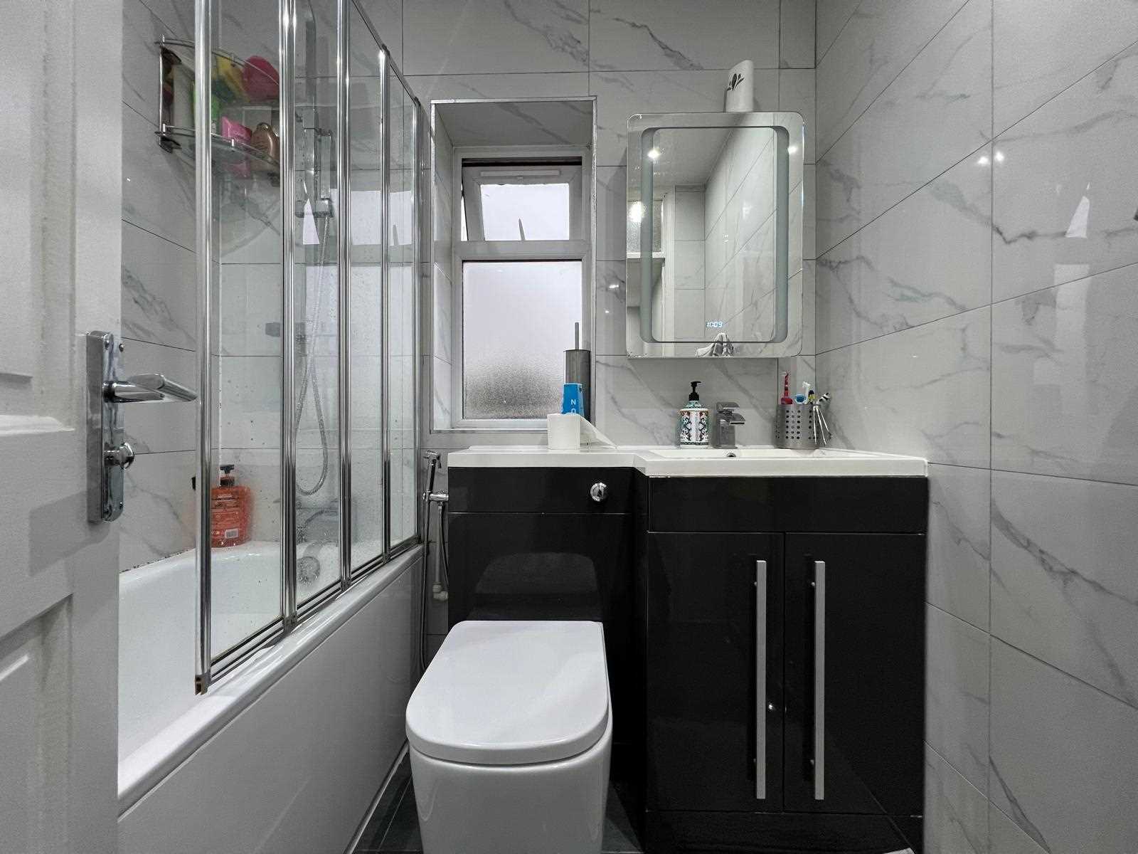 Martin Drive - Picture 8