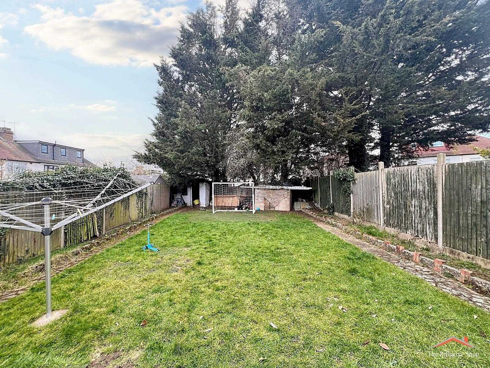 Hale Close - Picture 15