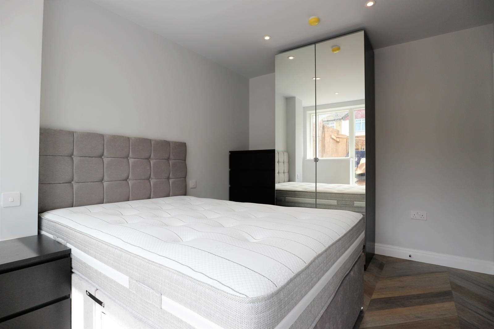 Wallis Terrace - Picture 6