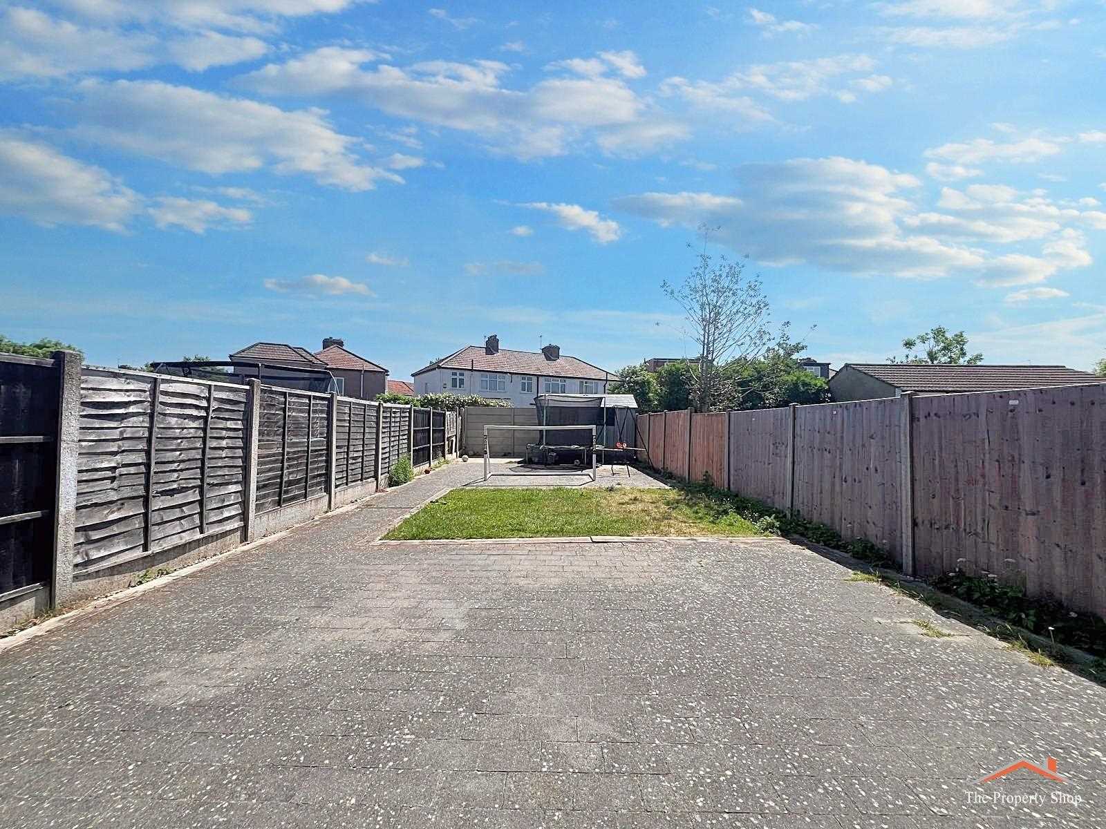 Westleigh Gardens - Picture 16
