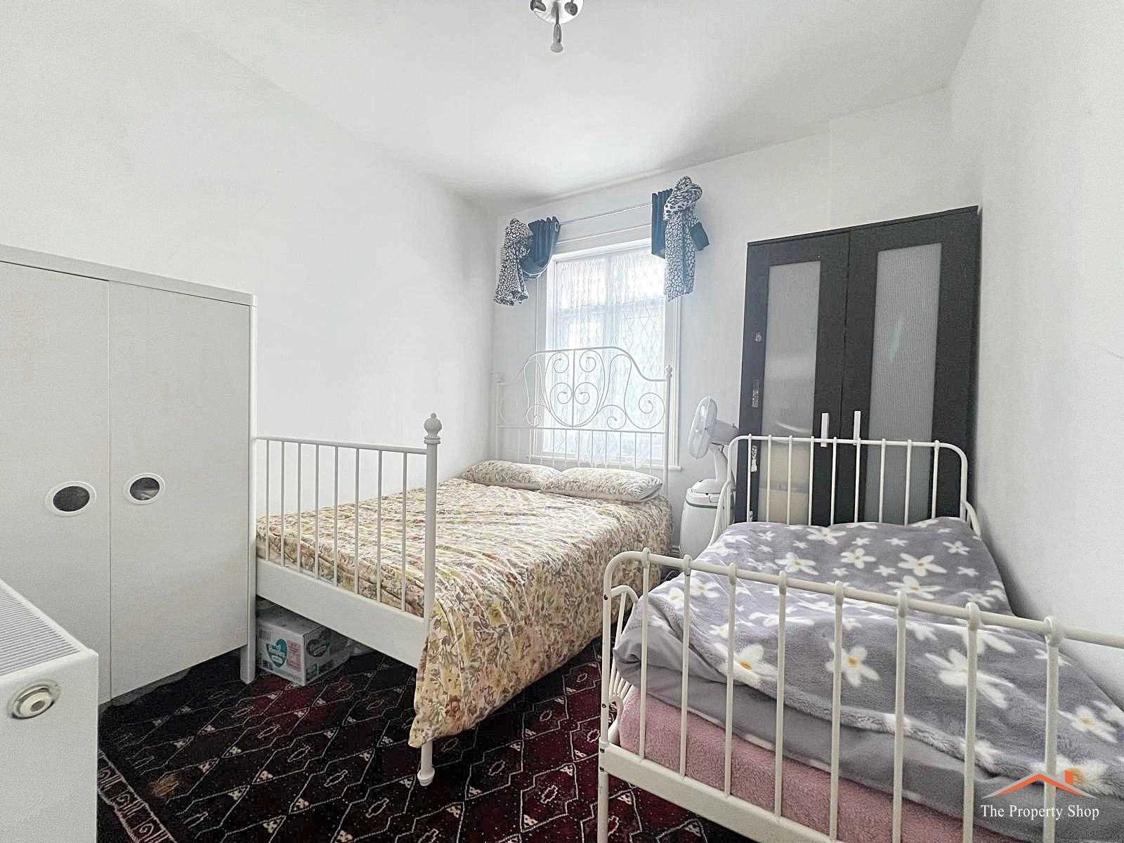 Heming Road - Picture 7