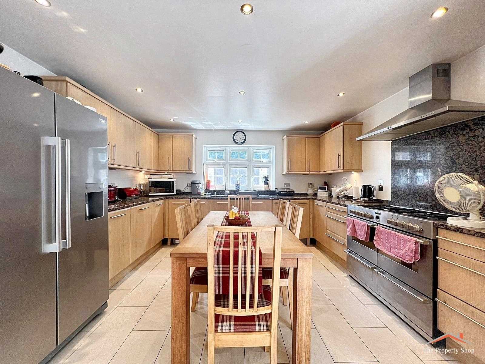 Oak Cottage - Picture 2