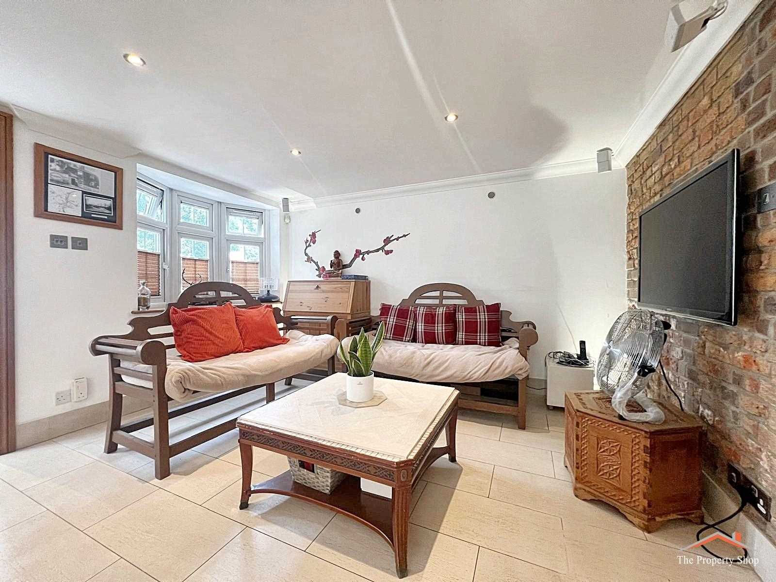 Oak Cottage - Picture 3