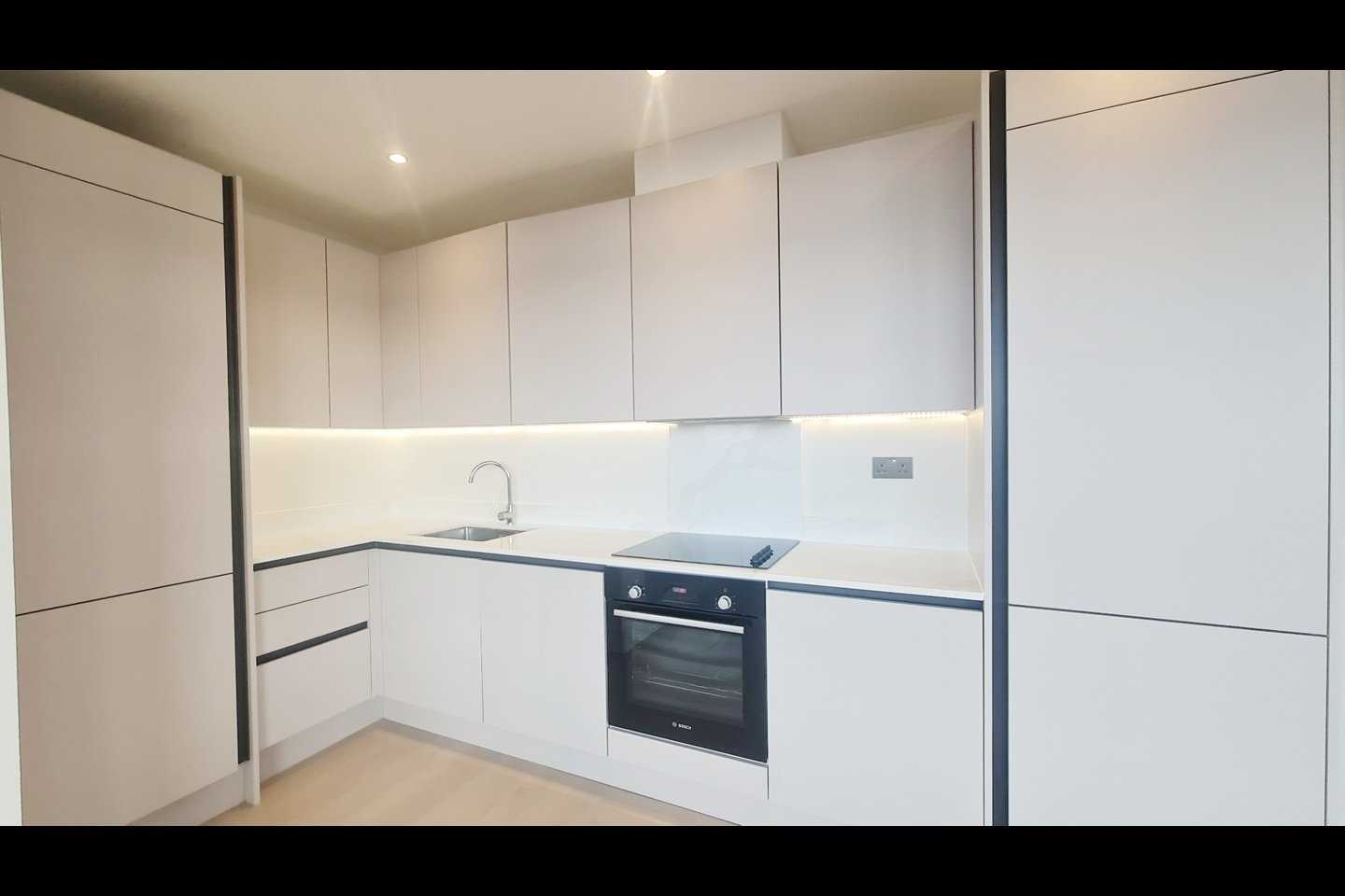 Raffles House - Picture 7