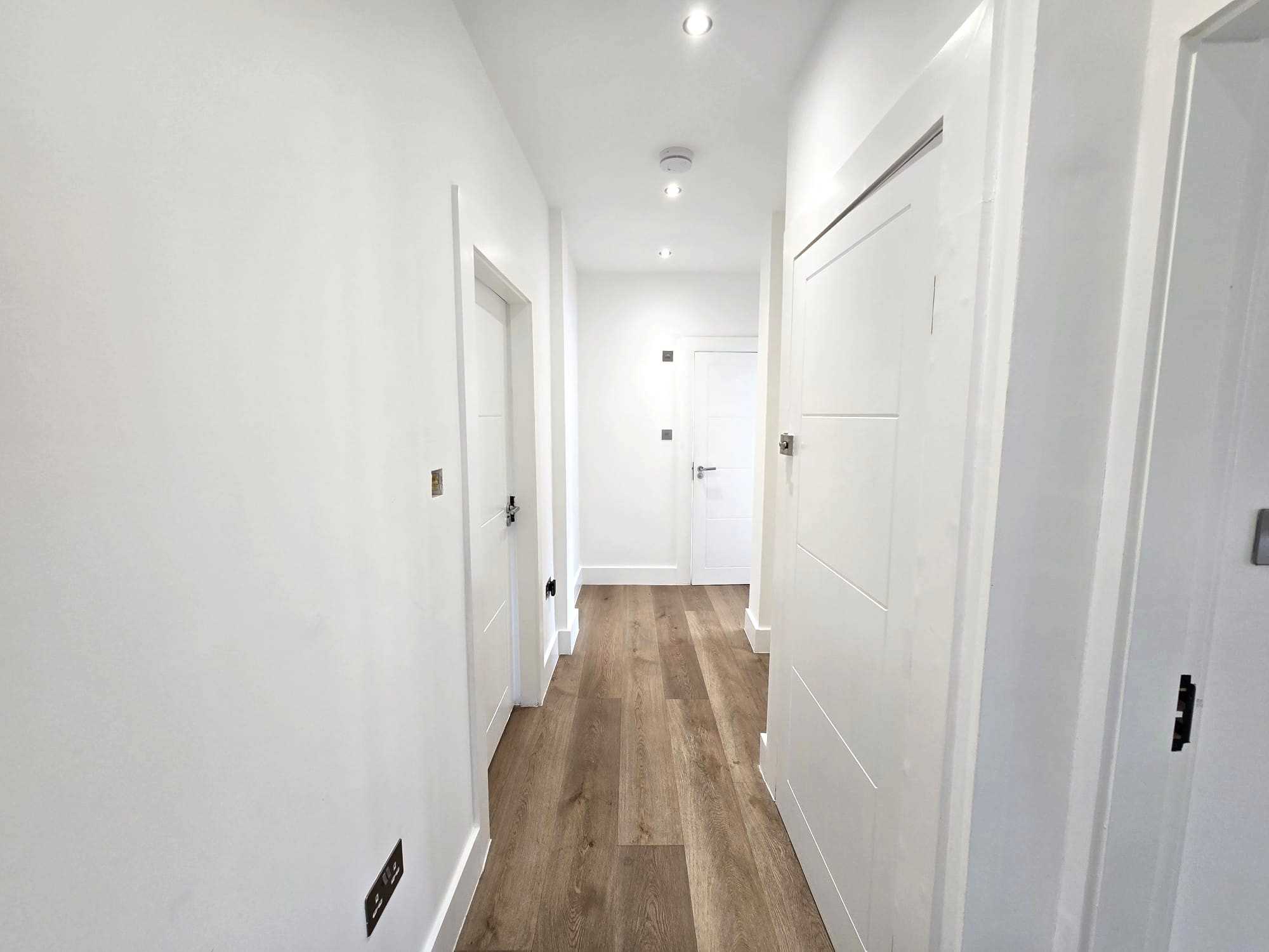 Brook Avenue, Edgware - Picture 3