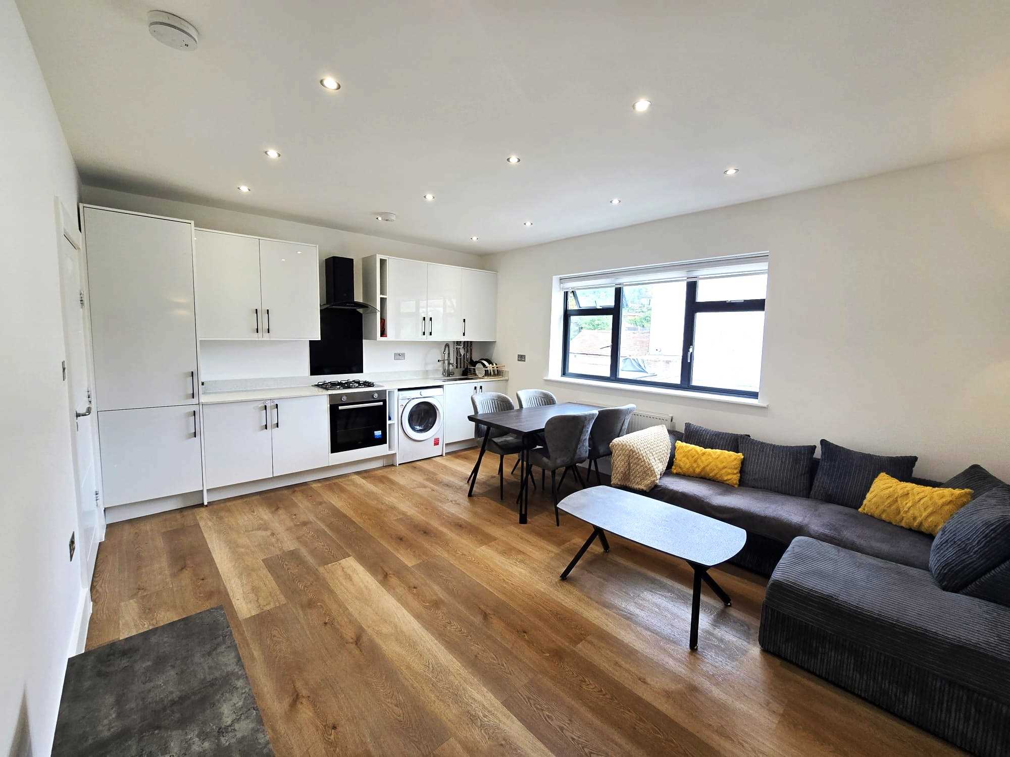Brook Avenue, Edgware - Picture 4
