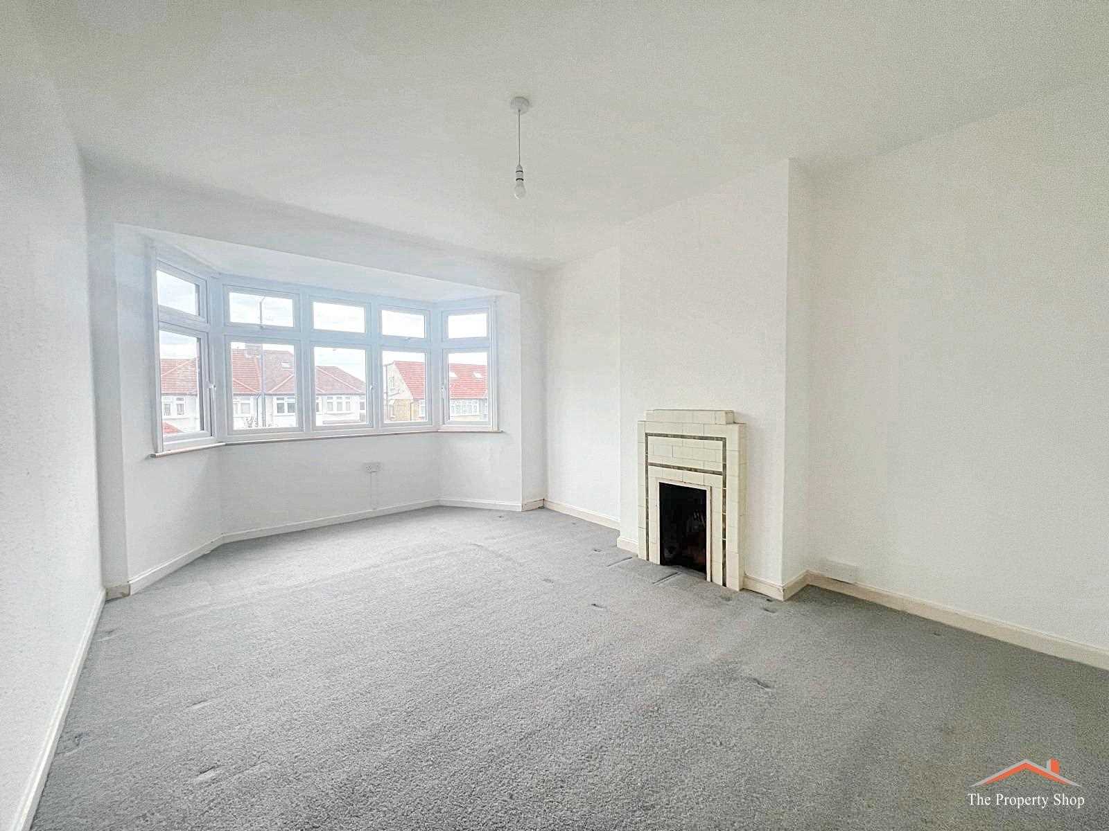Stag Lane - Picture 6