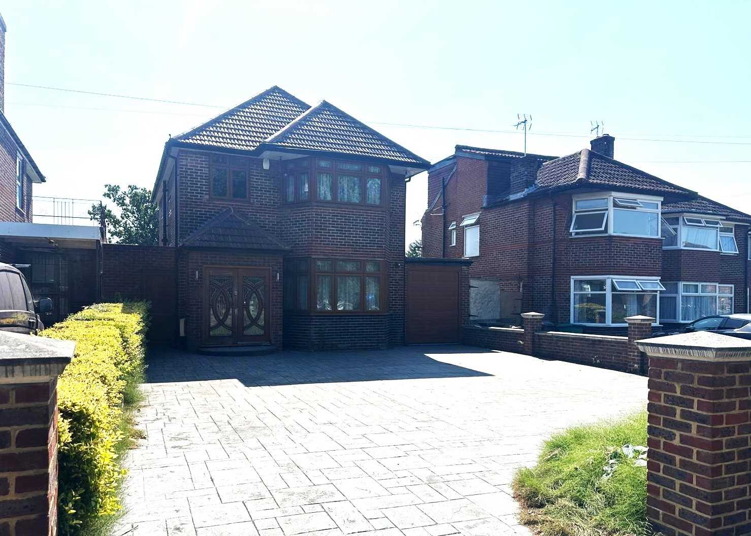Beverley Drive - Picture 1