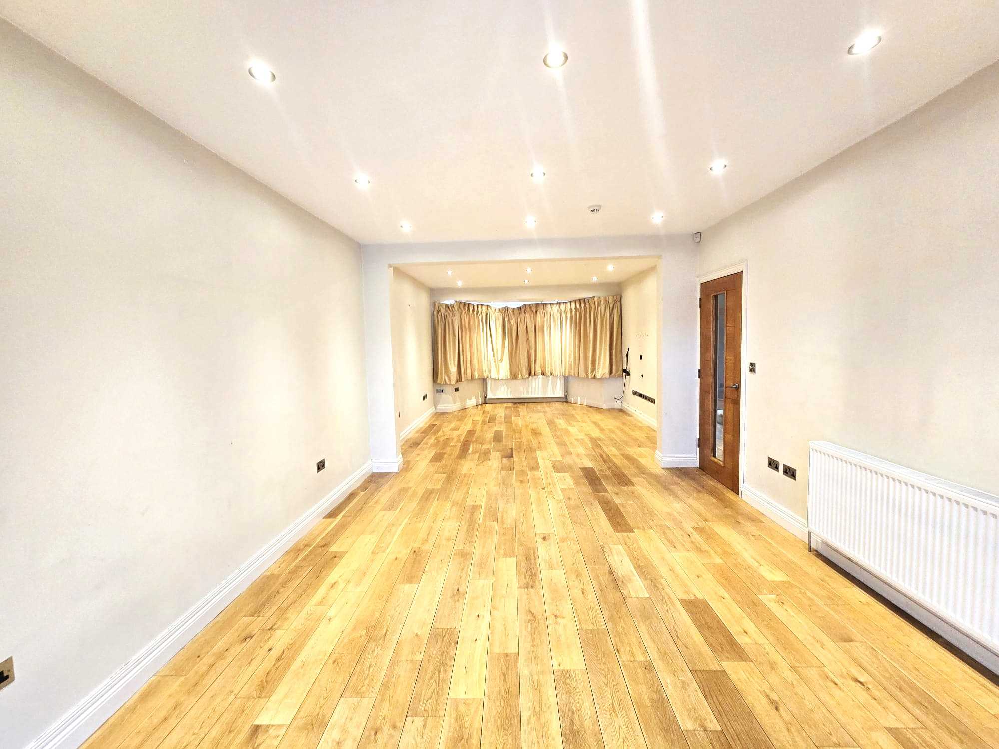 Beverley Drive - Picture 3