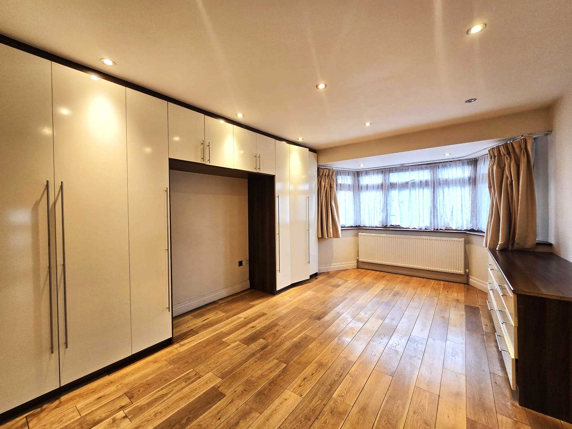 Beverley Drive - Picture 8
