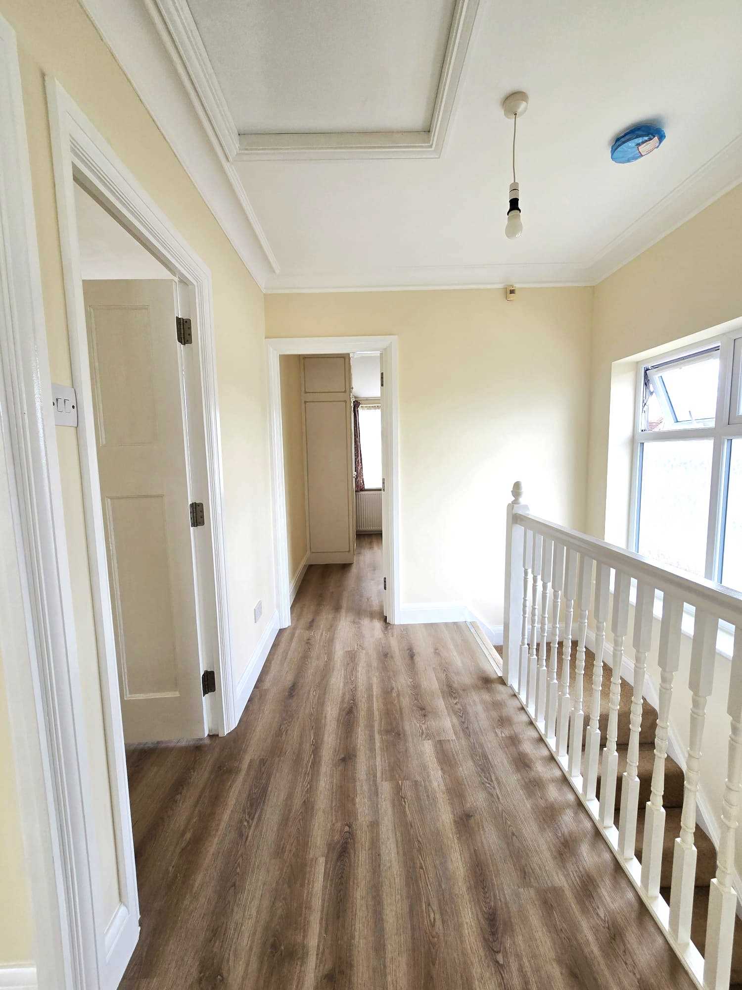 Evelyn Avenue - Picture 5