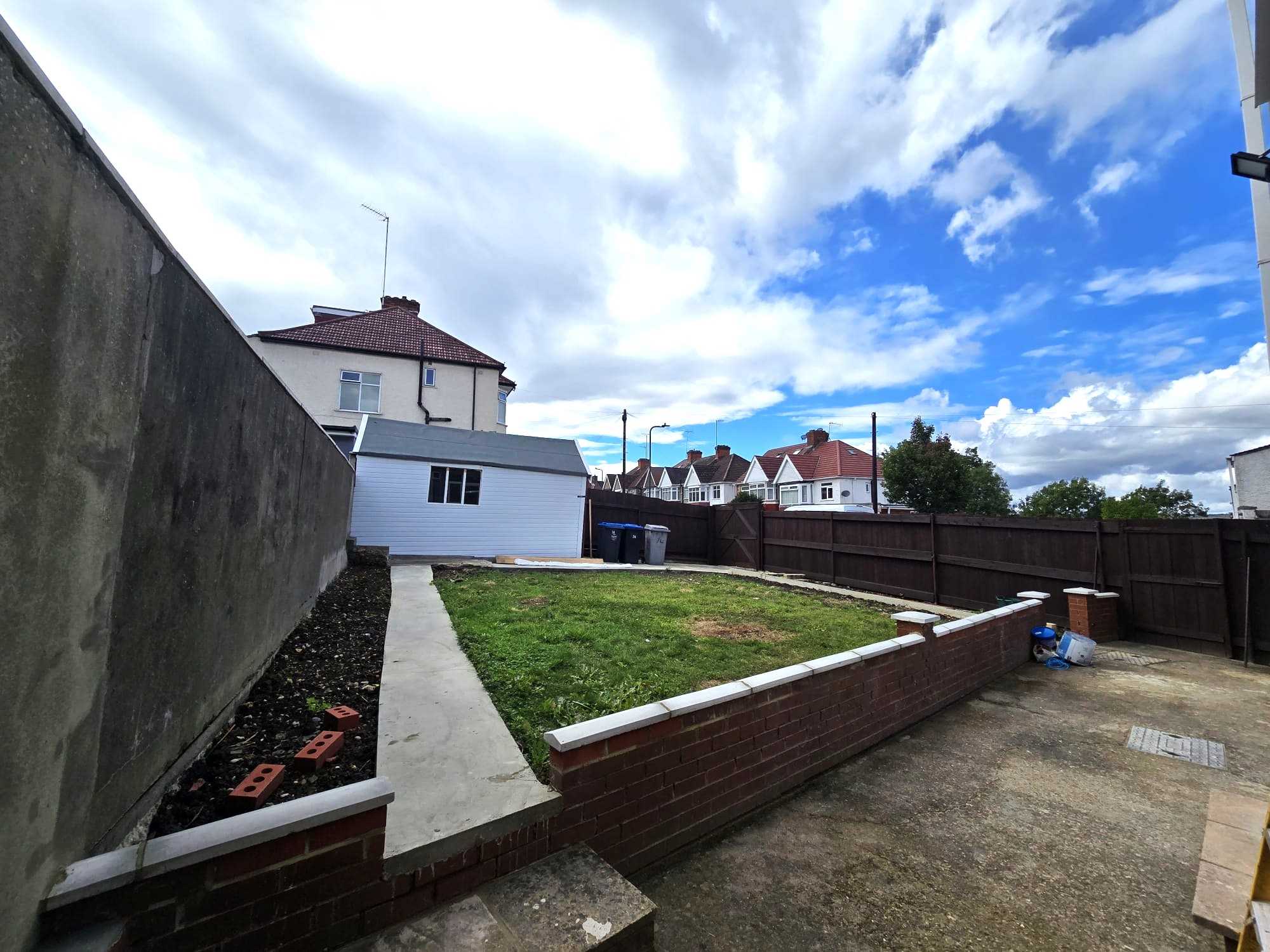 Evelyn Avenue - Picture 11