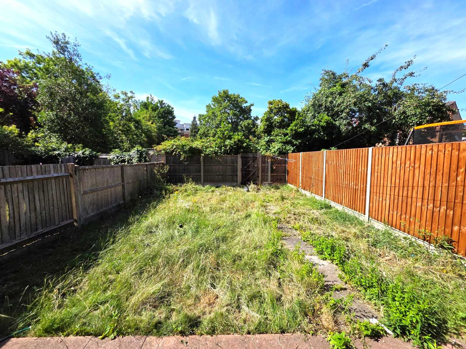 Welldon Crescent - Picture 7