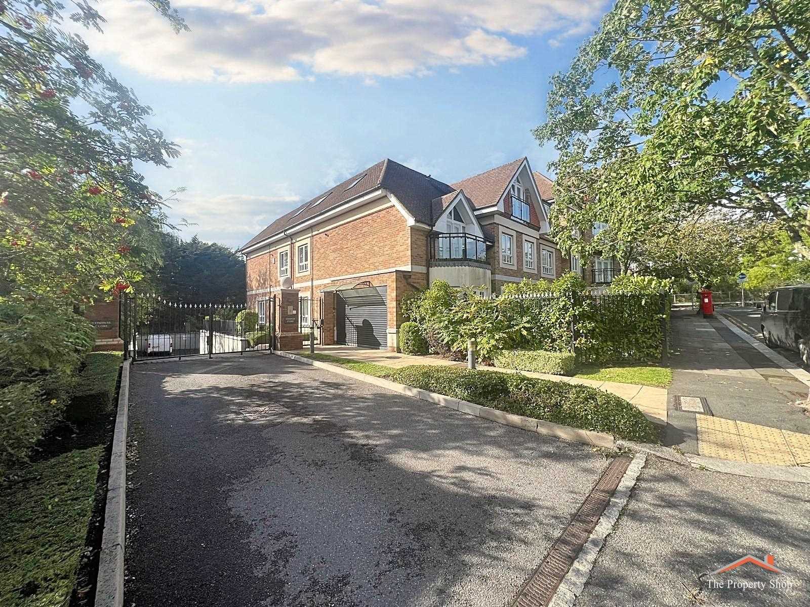 Compass Close, Edgware, - Picture 1