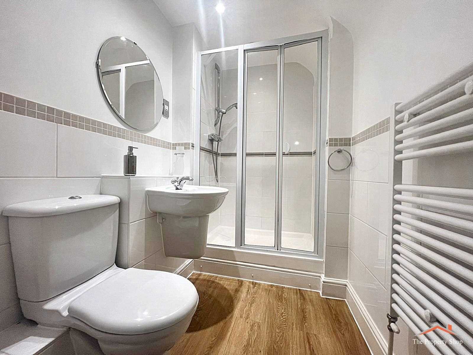 Compass Close, Edgware, - Picture 11