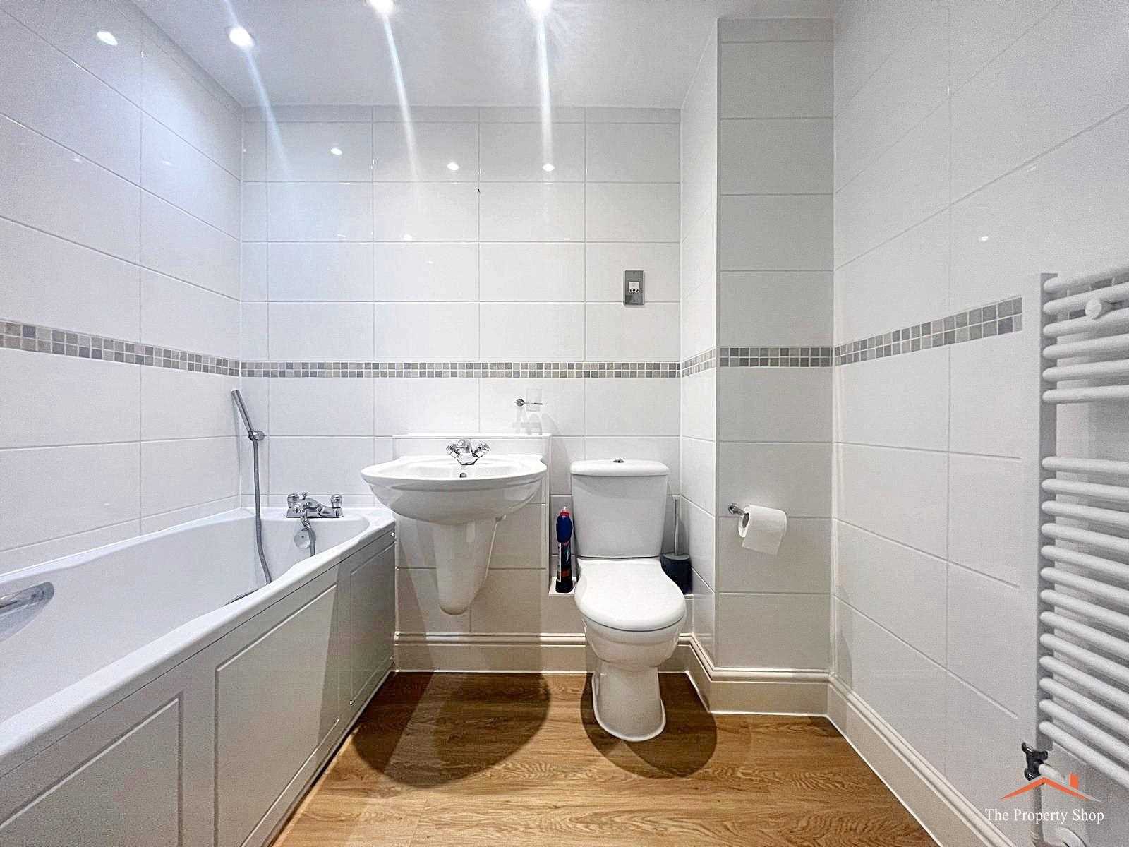 Compass Close, Edgware, - Picture 12