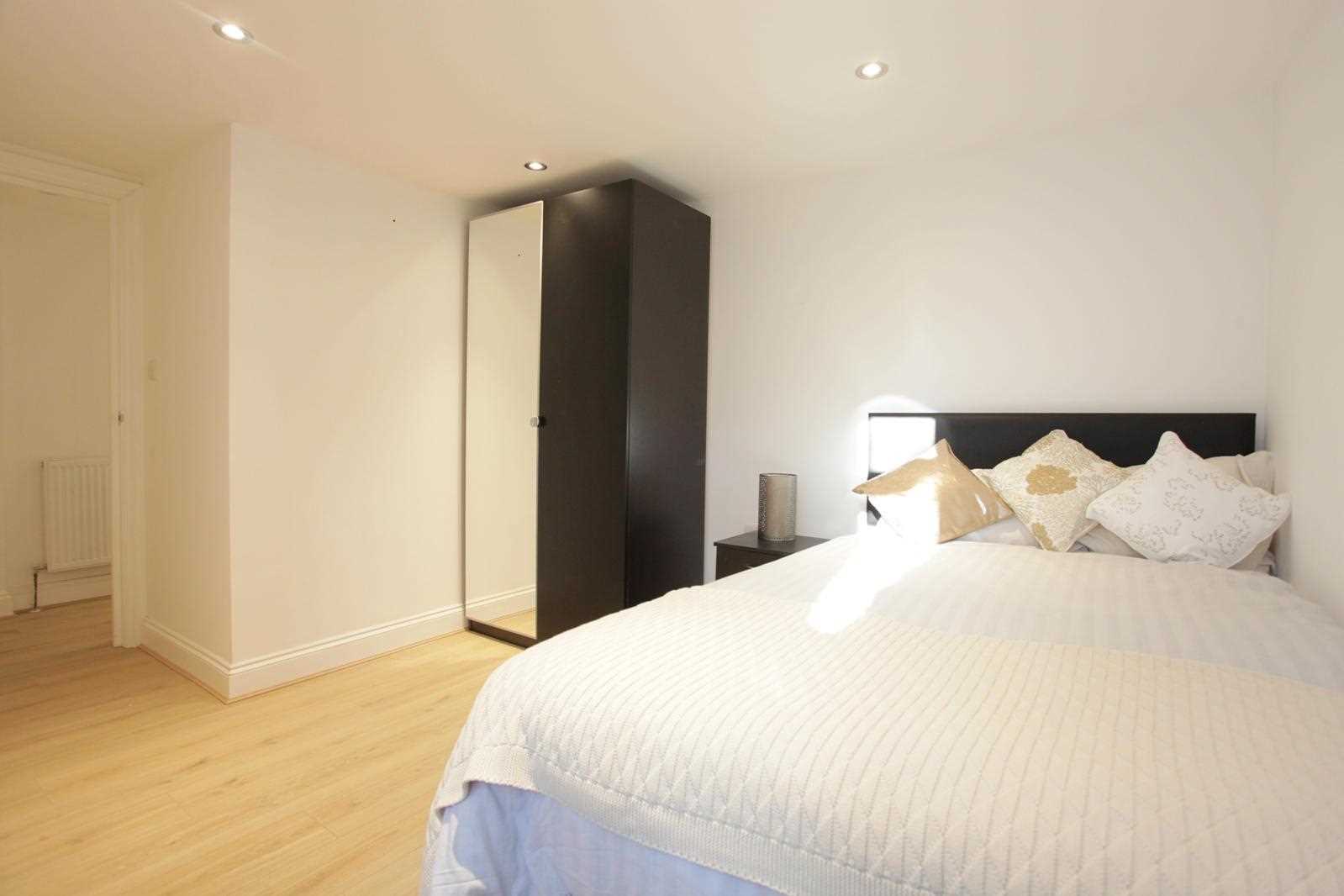 Leigham Vale Road - Picture 8