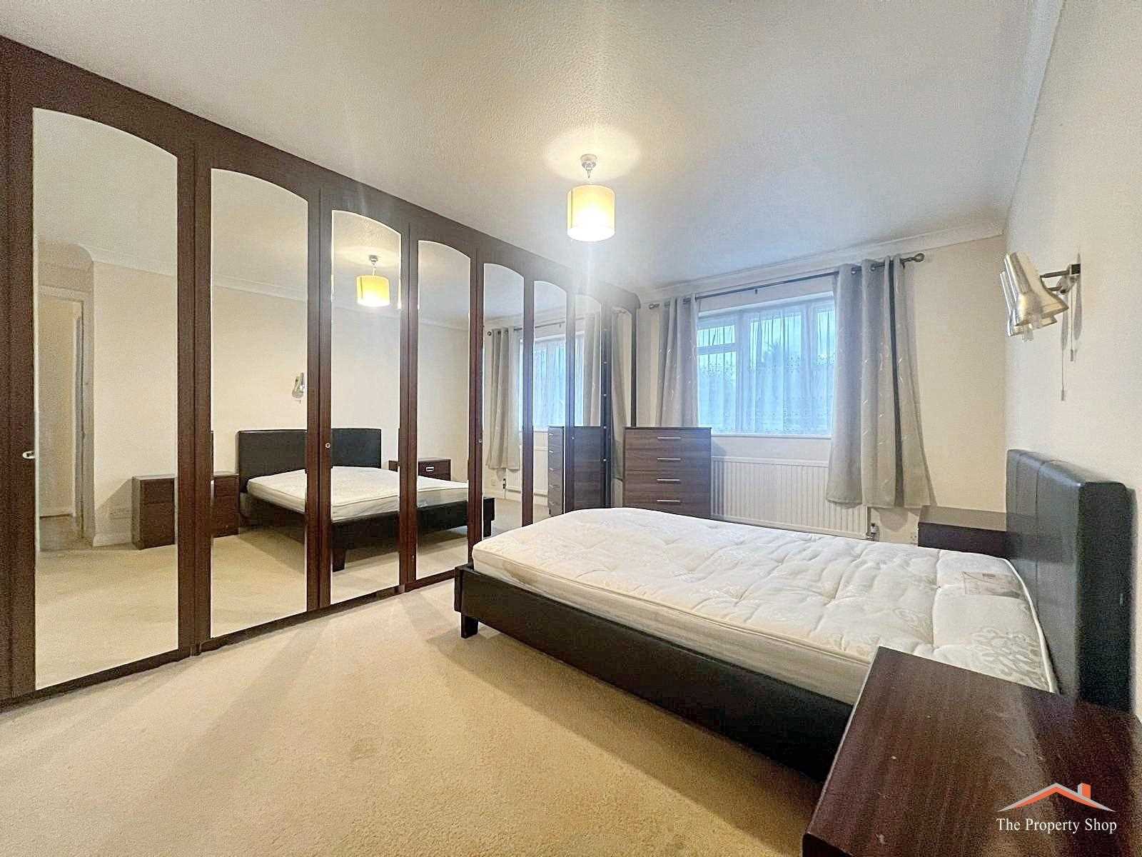 Chatsworth Court - Picture 6