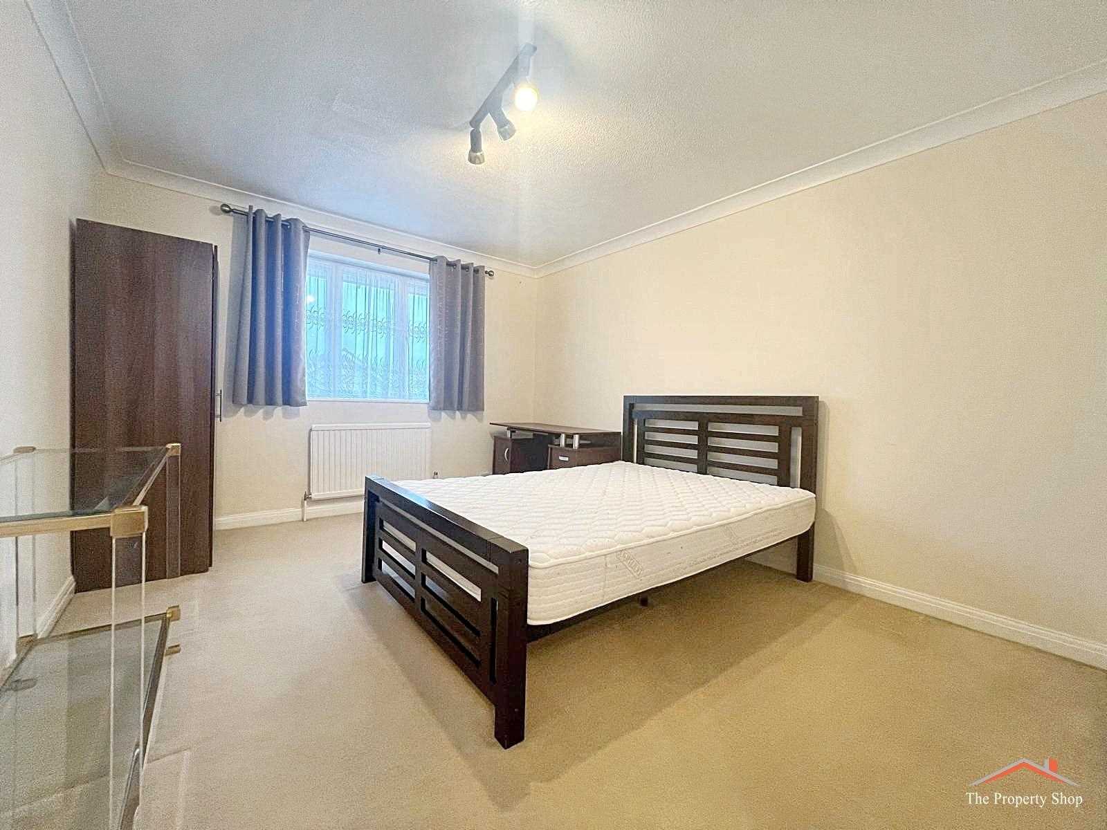 Chatsworth Court - Picture 7