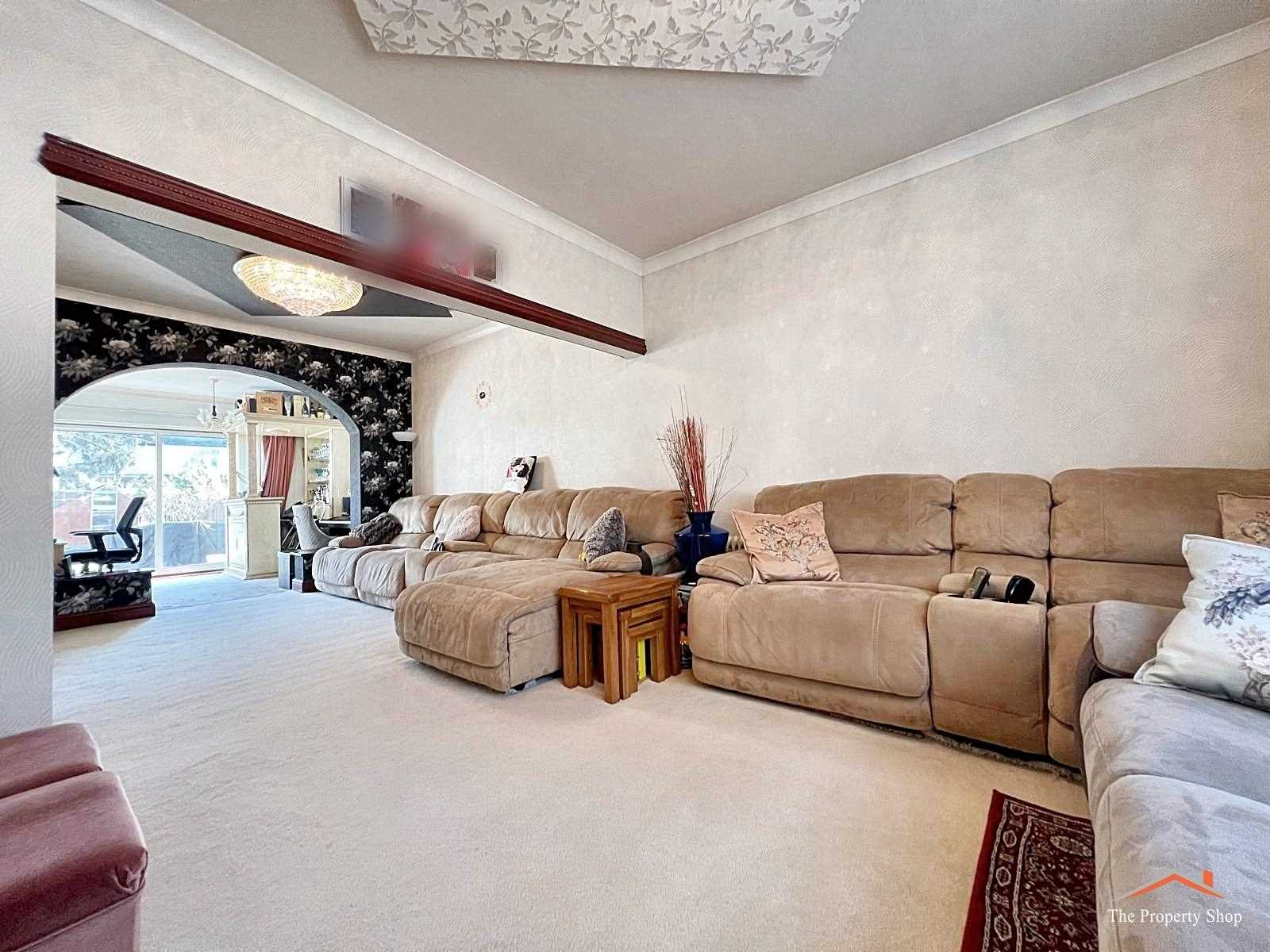 Dawson Road - Picture 5