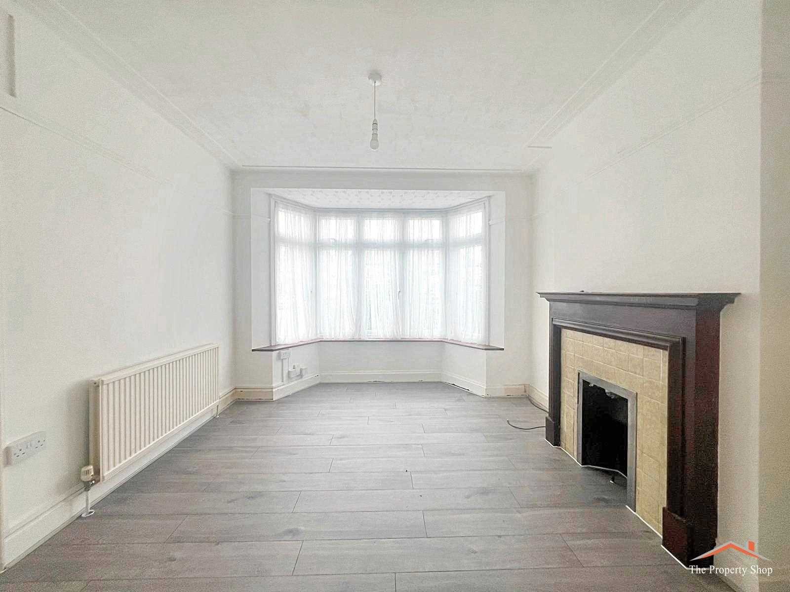 Stag Lane - Picture 3