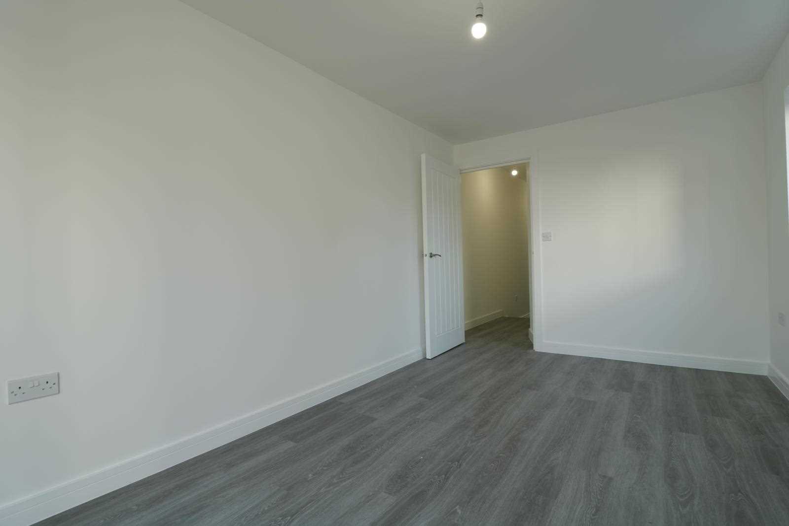 Norbury Road - Picture 4