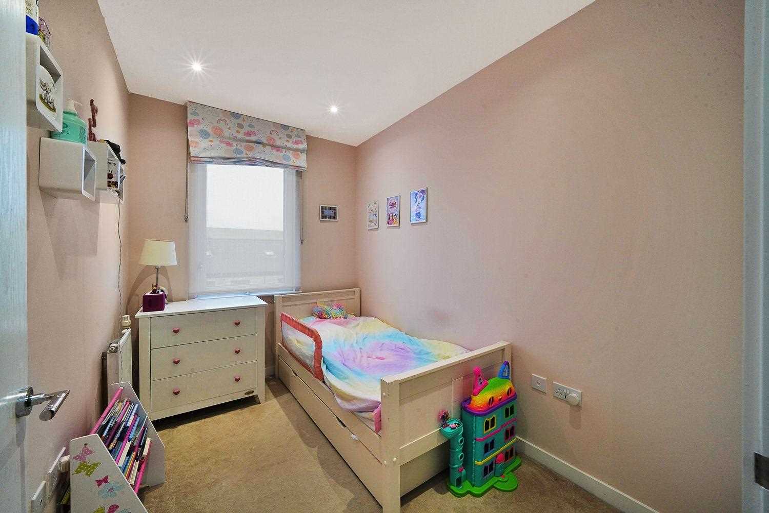 Lacey Drive - Picture 6