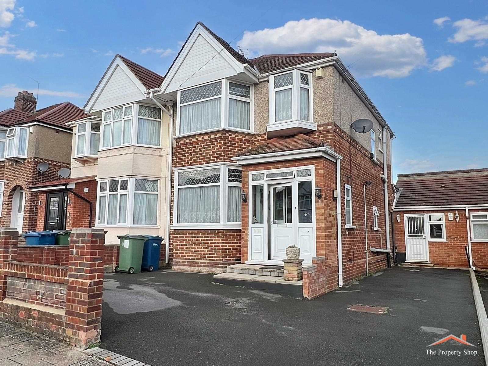 Portland Crescent - Picture 15