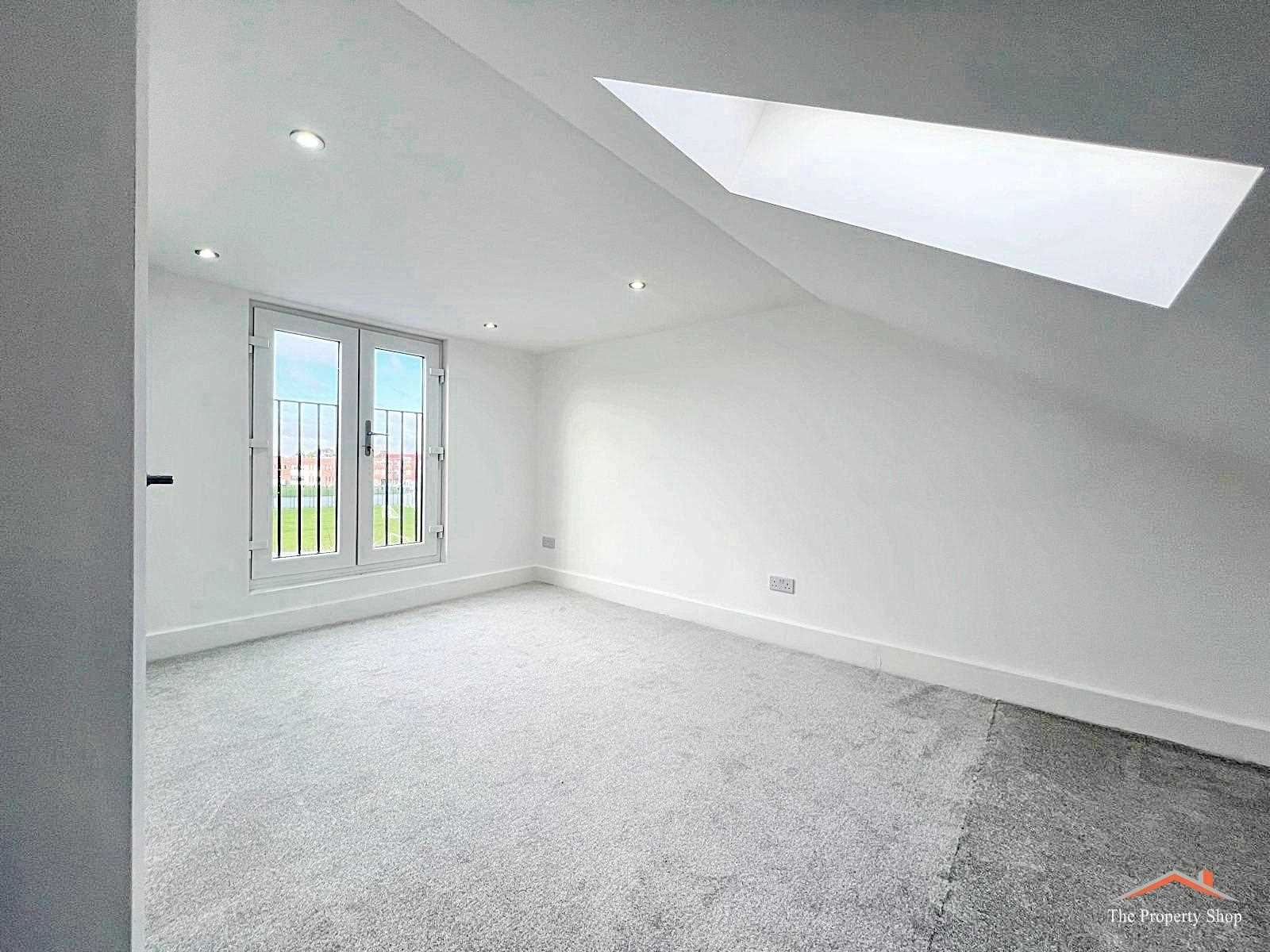 Bullhead Rd, Borehamwood - Picture 7