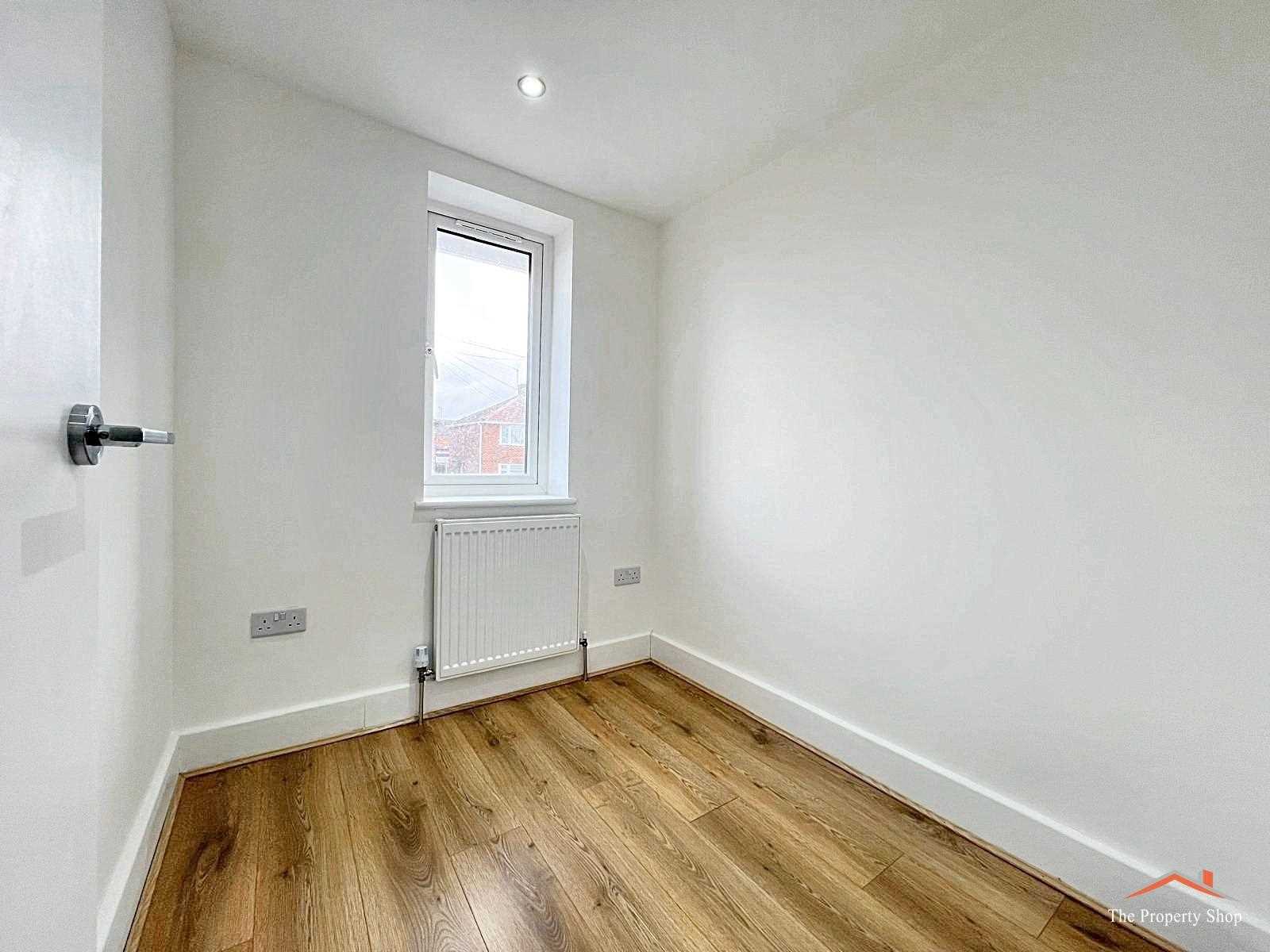 Bullhead Rd, Borehamwood - Picture 13