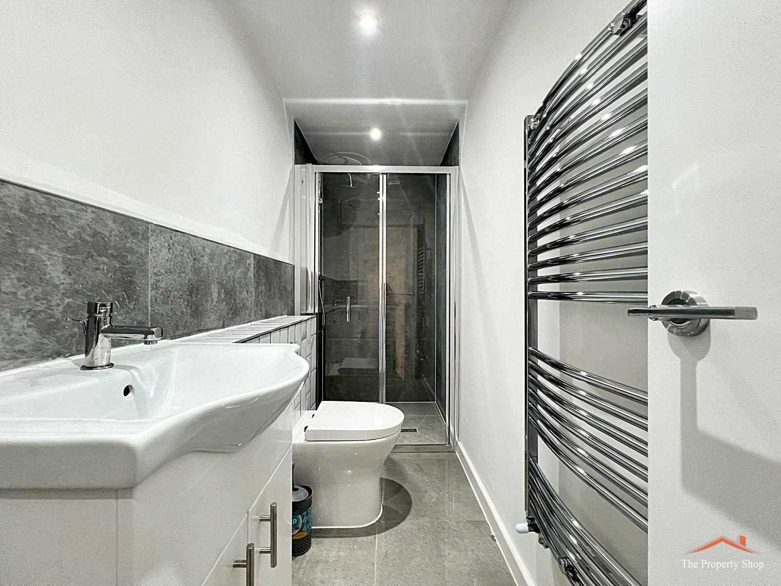 Bullhead Rd, Borehamwood - Picture 14