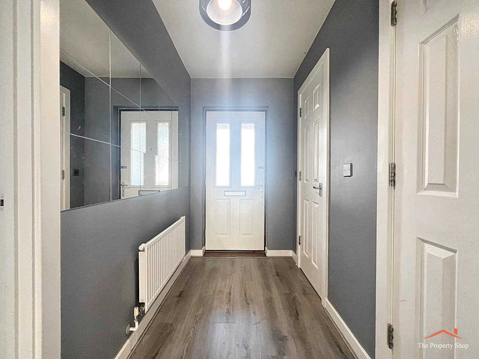 De Havilland Road - Picture 10