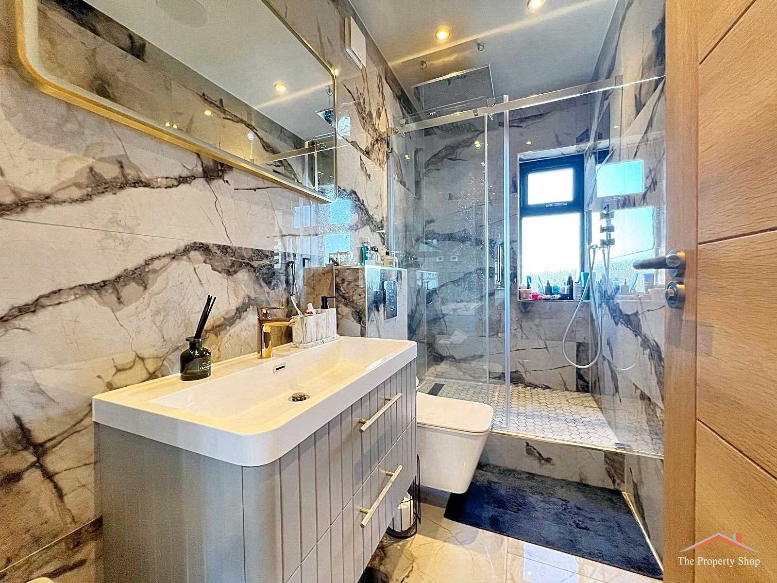 Highview Avenue - Picture 11