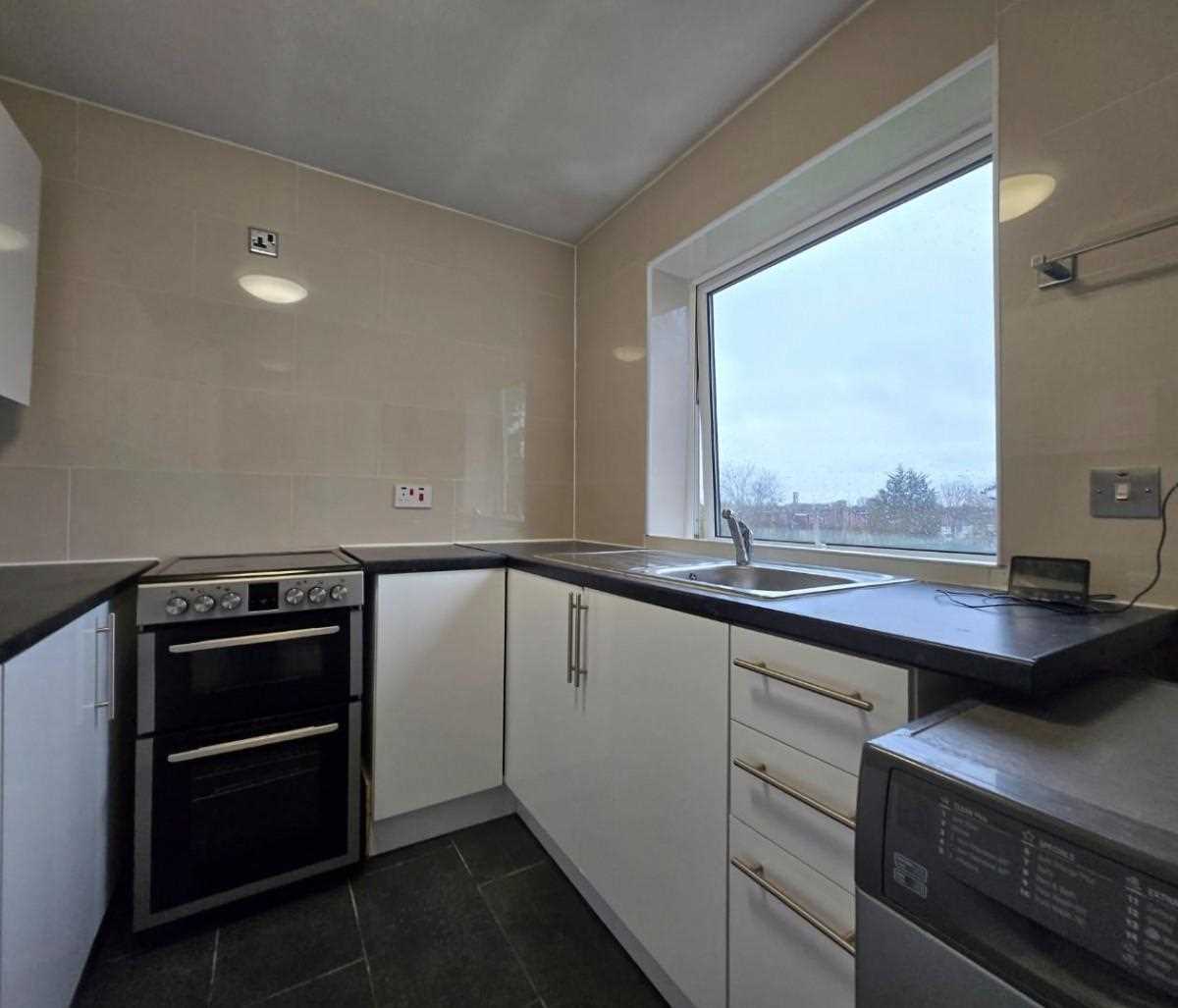 Laburnum Court, Collapit Close - Picture 2