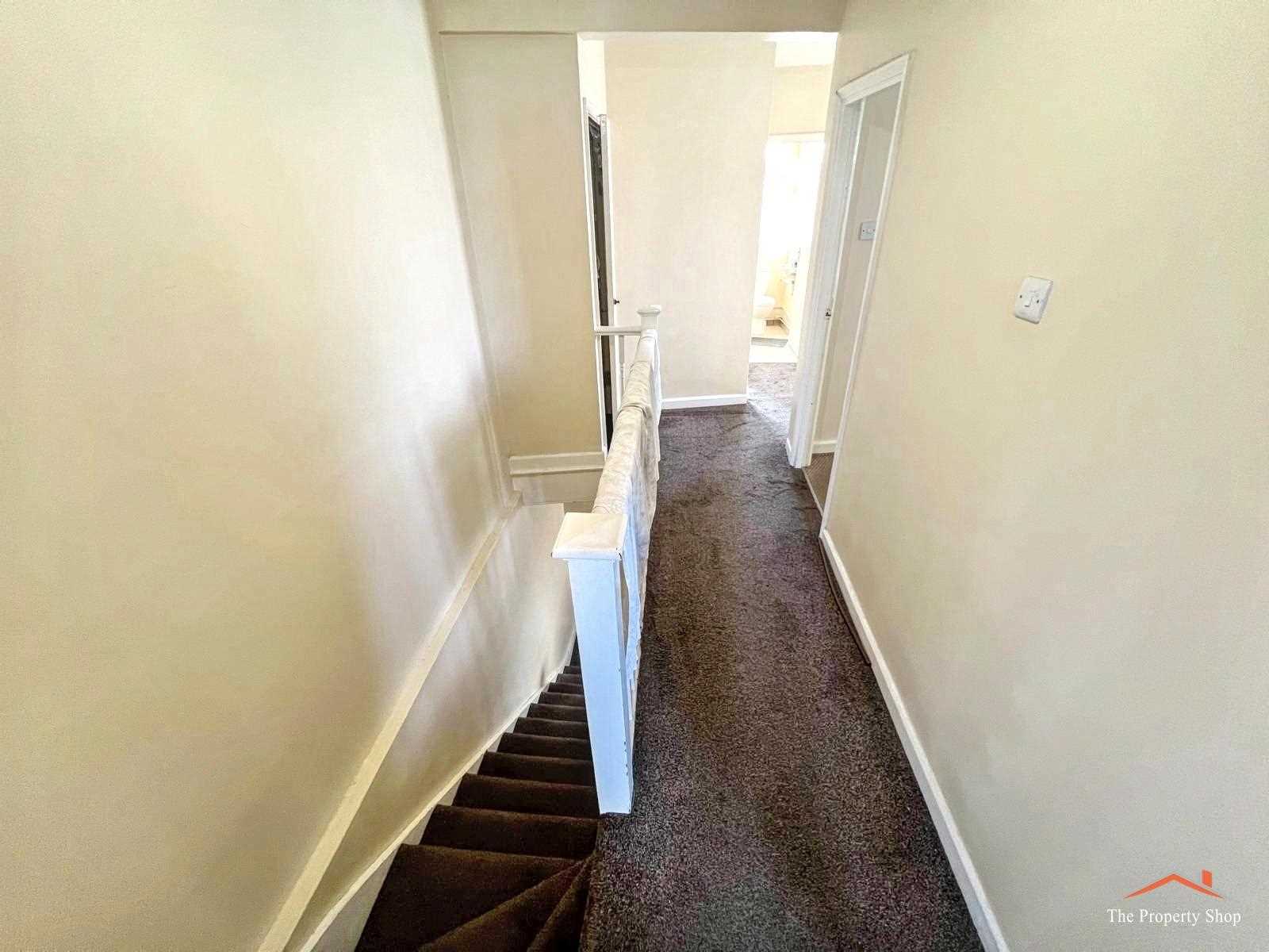 Belmont Circle, Harrow, - Picture 10