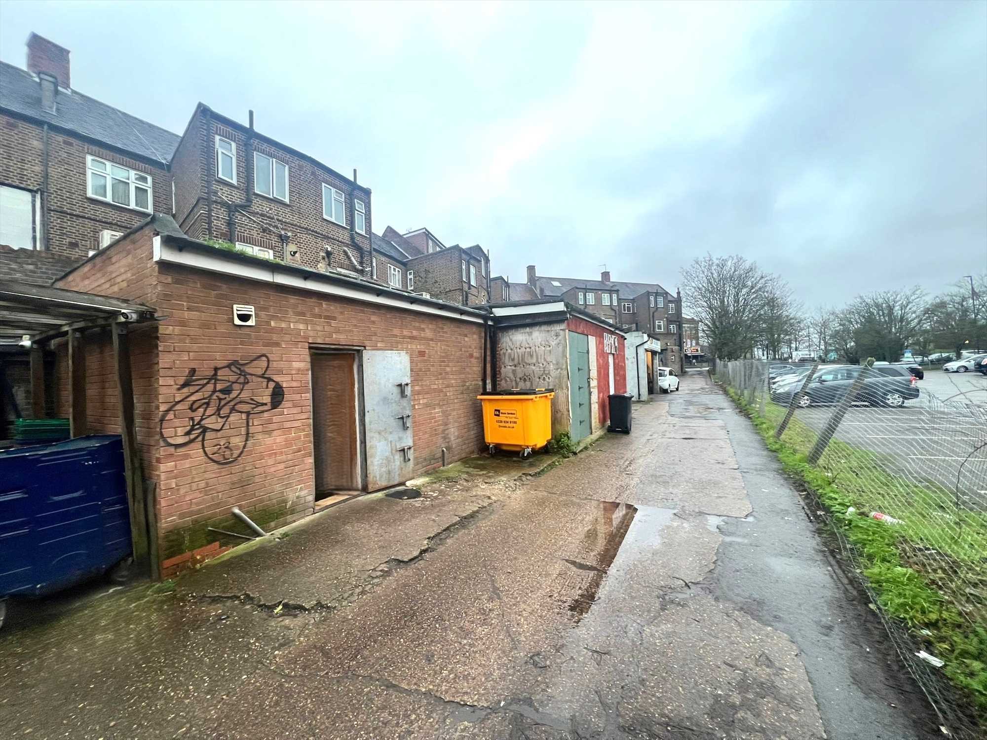 Belmont Circle, Harrow, - Picture 14