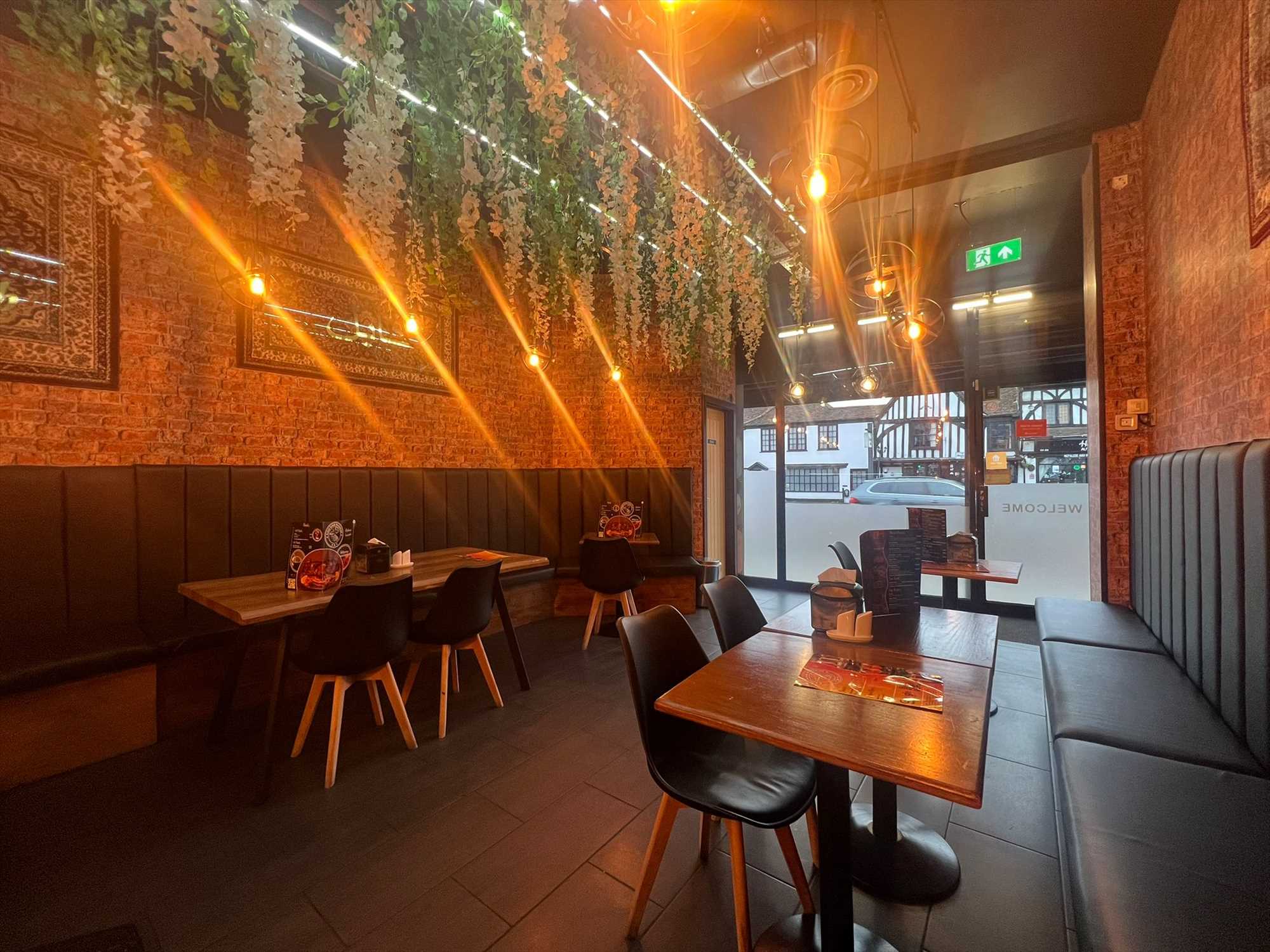 High Street, - Picture 2