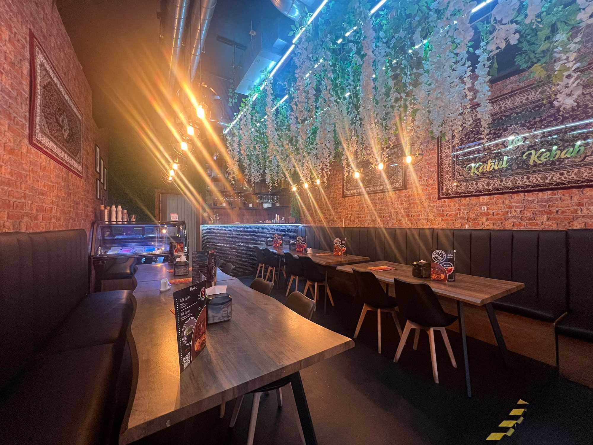 High Street, - Picture 3