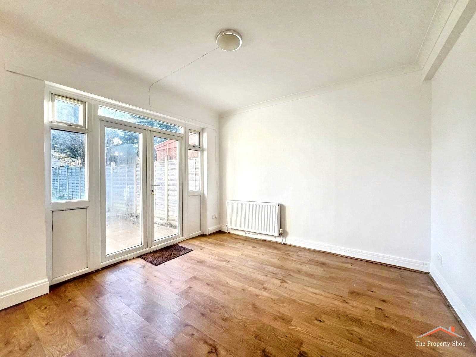 Elmgate Gardens - Picture 4